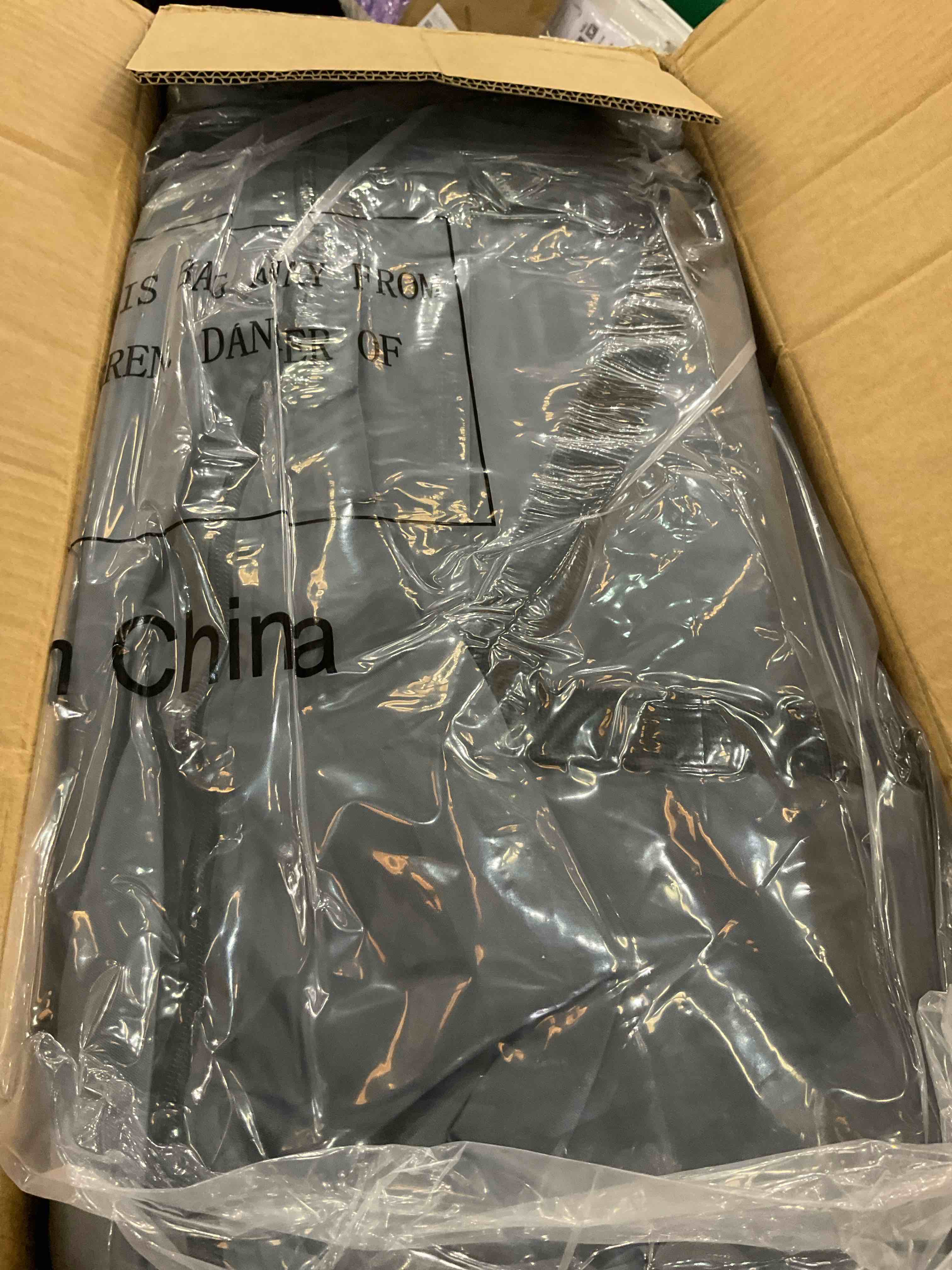 https://s3.amazonaws.com/lotting-images-prod/bidfta/PPE2543285_1752074495045.jpeg