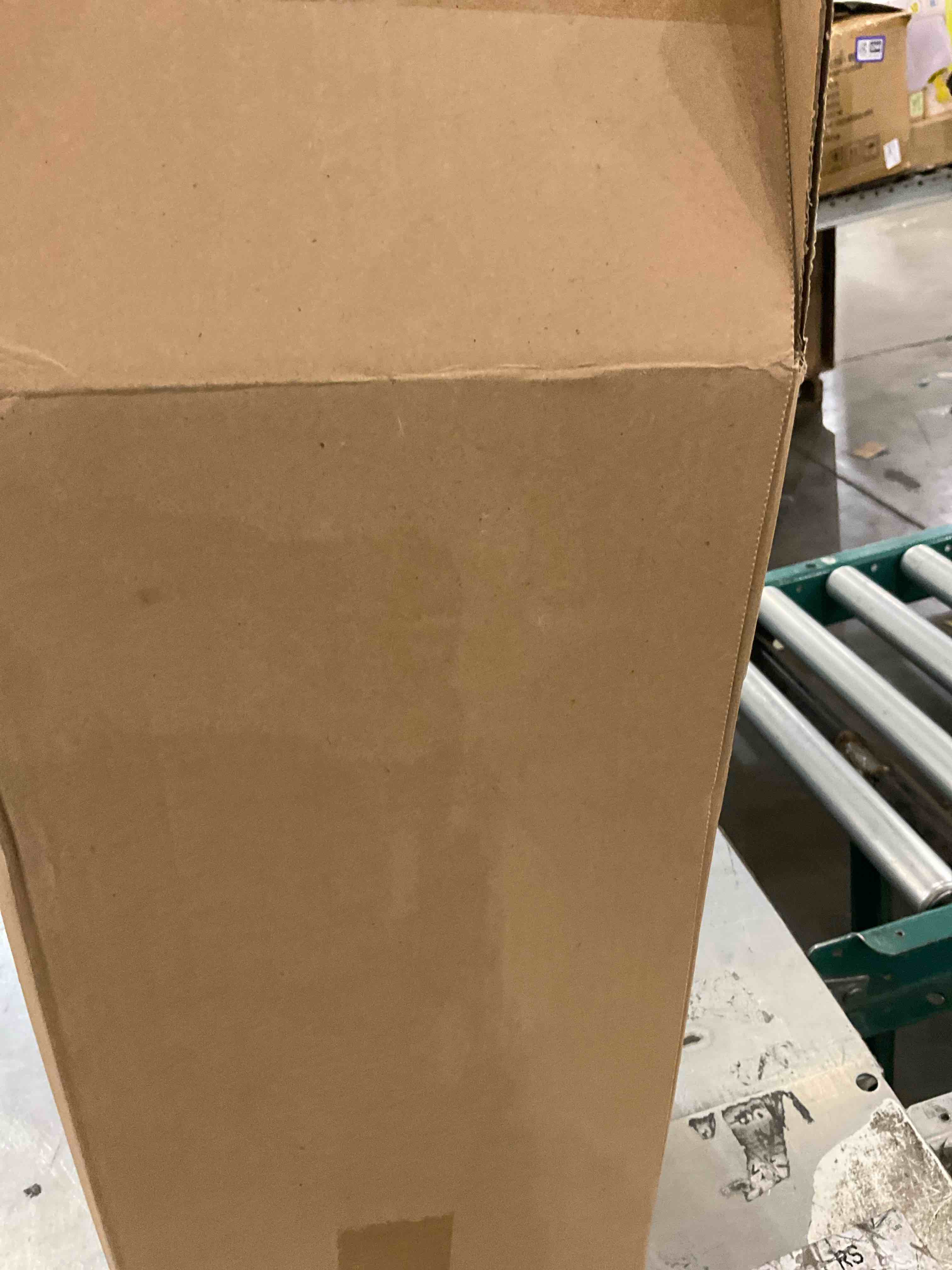 https://s3.amazonaws.com/lotting-images-prod/bidfta/PPE2543290_1752074697923.jpeg