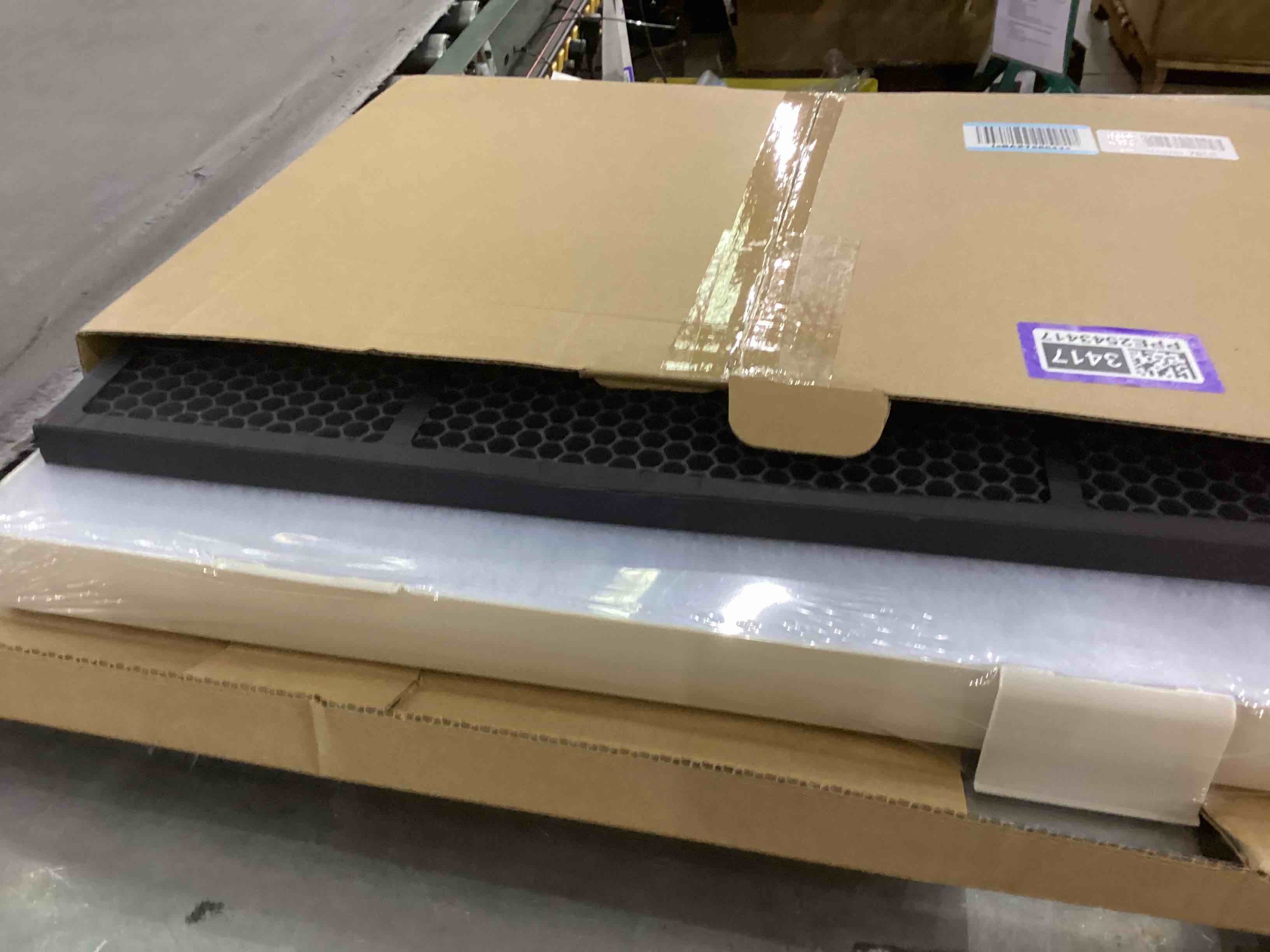 https://s3.amazonaws.com/lotting-images-prod/bidfta/PPE2543417_1752154178071.jpeg