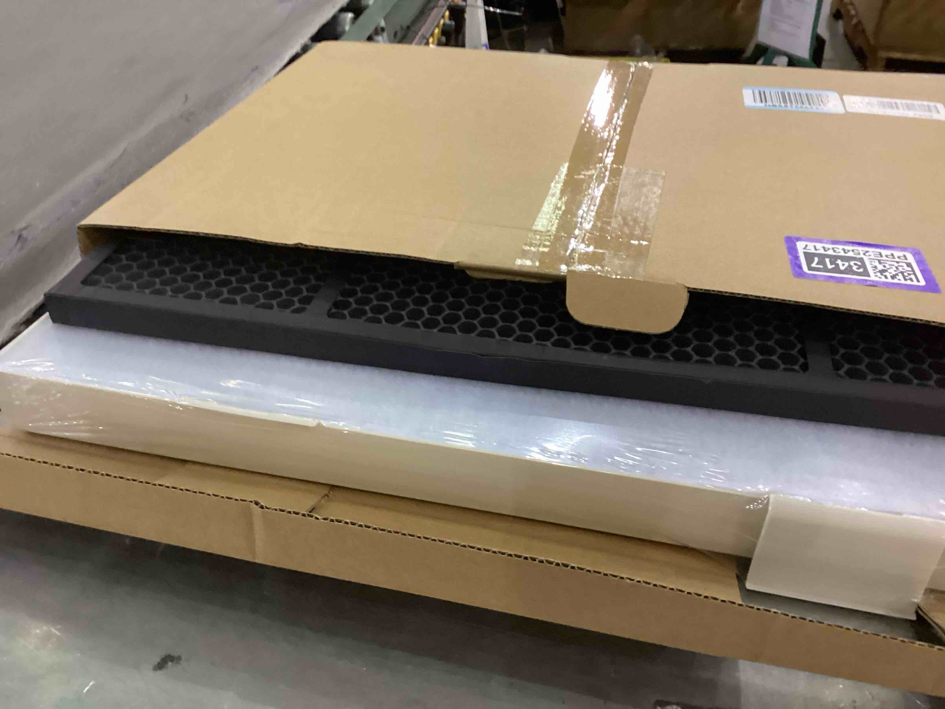 https://s3.amazonaws.com/lotting-images-prod/bidfta/PPE2543417_1752154179056.jpeg