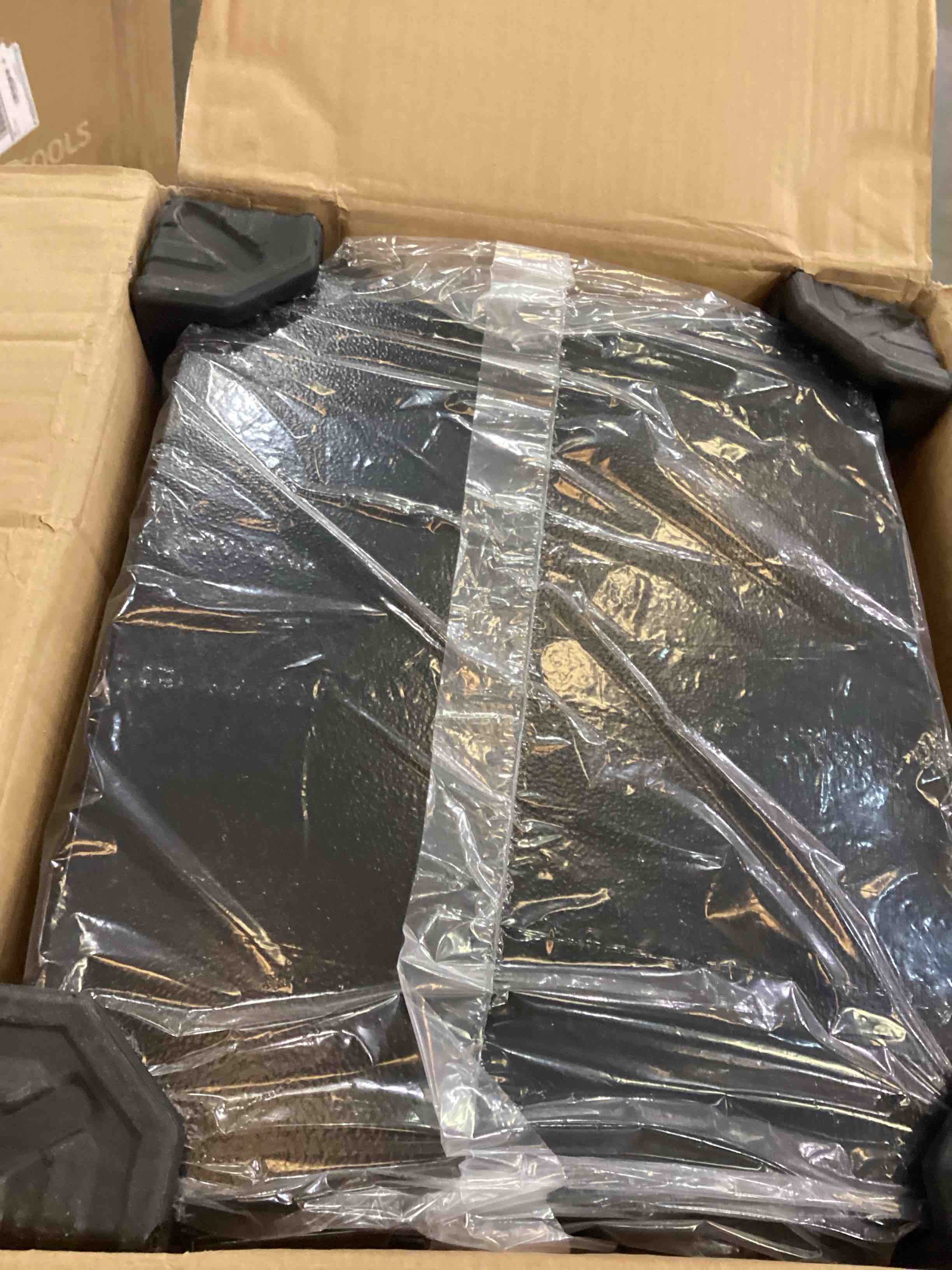 https://s3.amazonaws.com/lotting-images-prod/bidfta/PPE2543525_1752163773872.jpeg