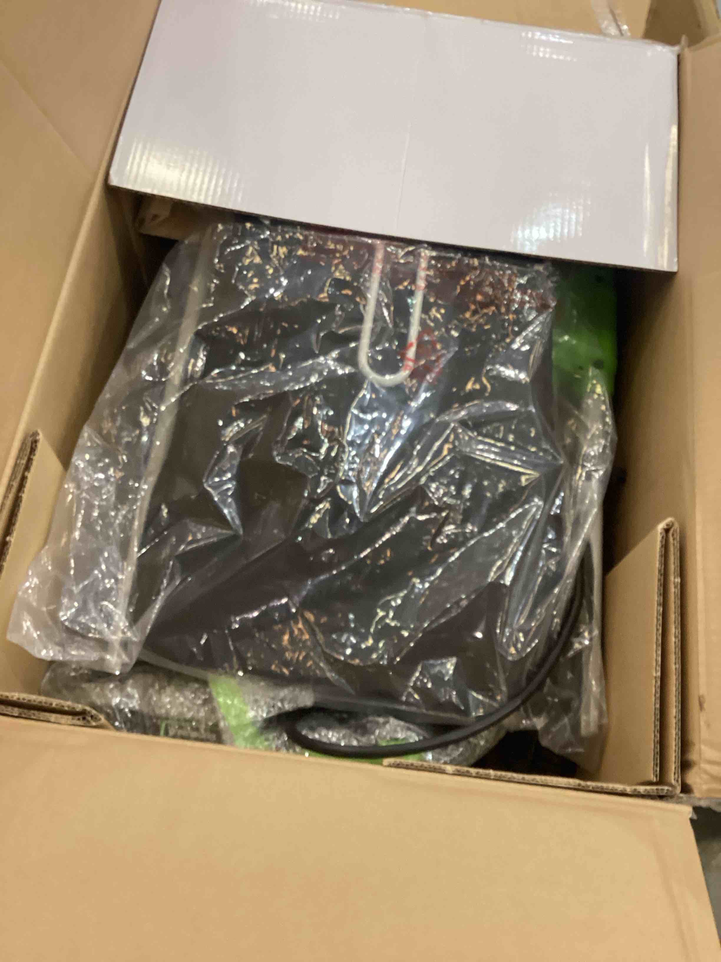 https://s3.amazonaws.com/lotting-images-prod/bidfta/PPE2543526_1752163717376.jpeg