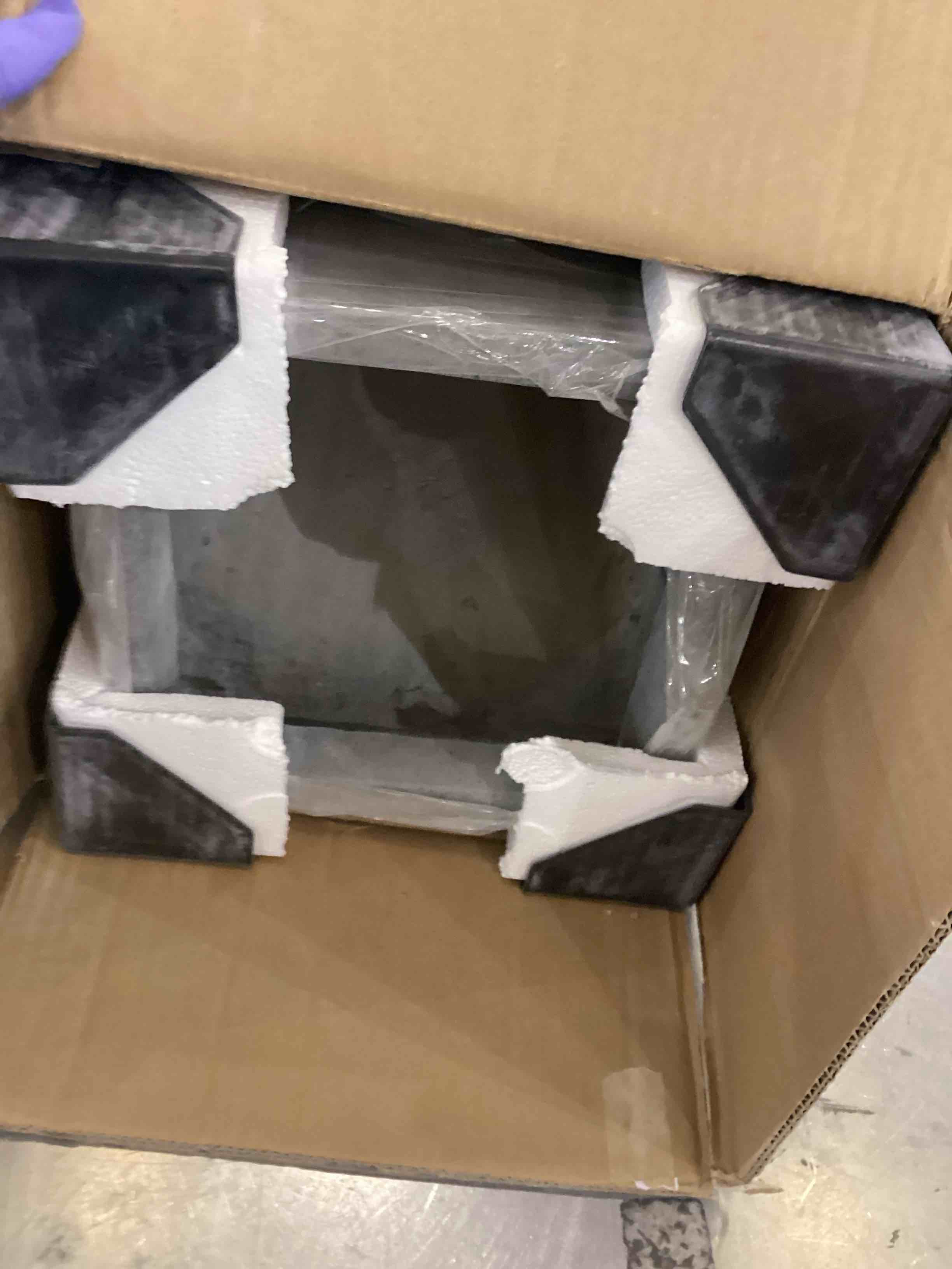https://s3.amazonaws.com/lotting-images-prod/bidfta/PPE2543564_1752246090857.jpeg