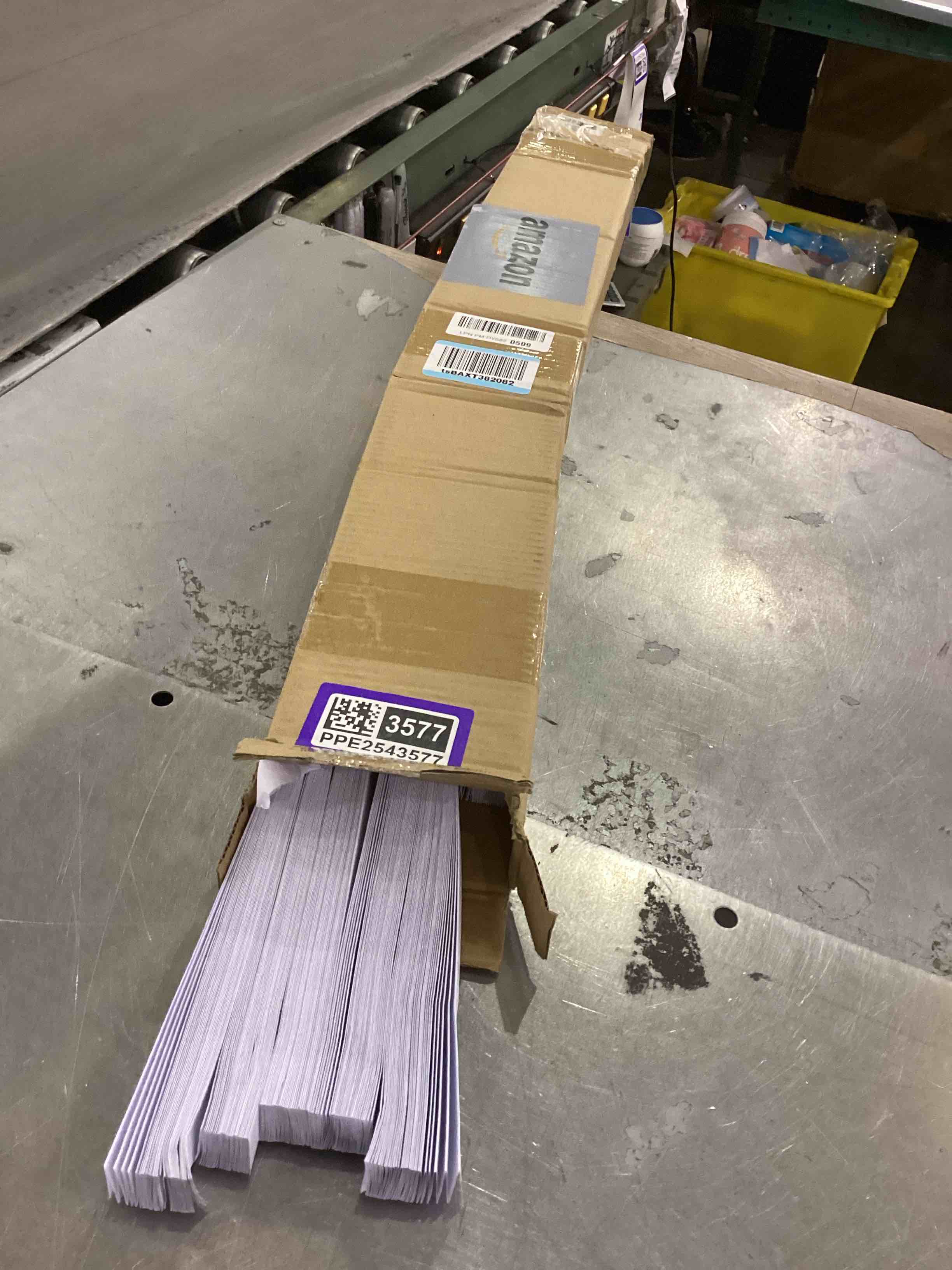 https://s3.amazonaws.com/lotting-images-prod/bidfta/PPE2543577_1752160720514.jpeg