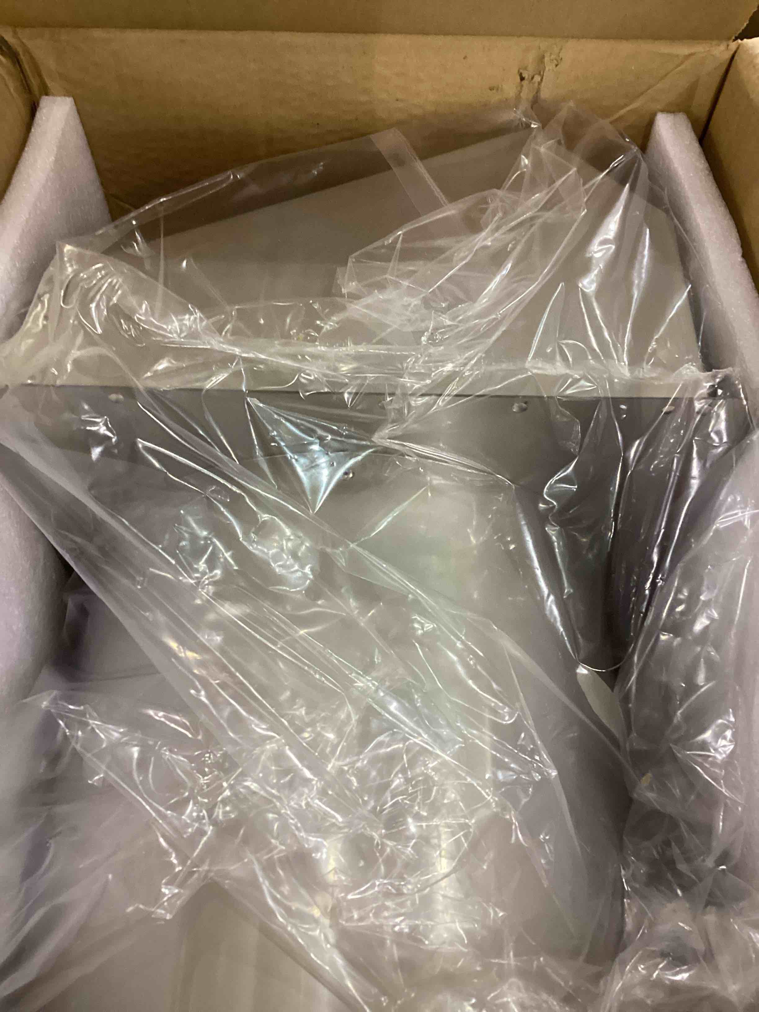 https://s3.amazonaws.com/lotting-images-prod/bidfta/PPE2543622_1752233889240.jpeg