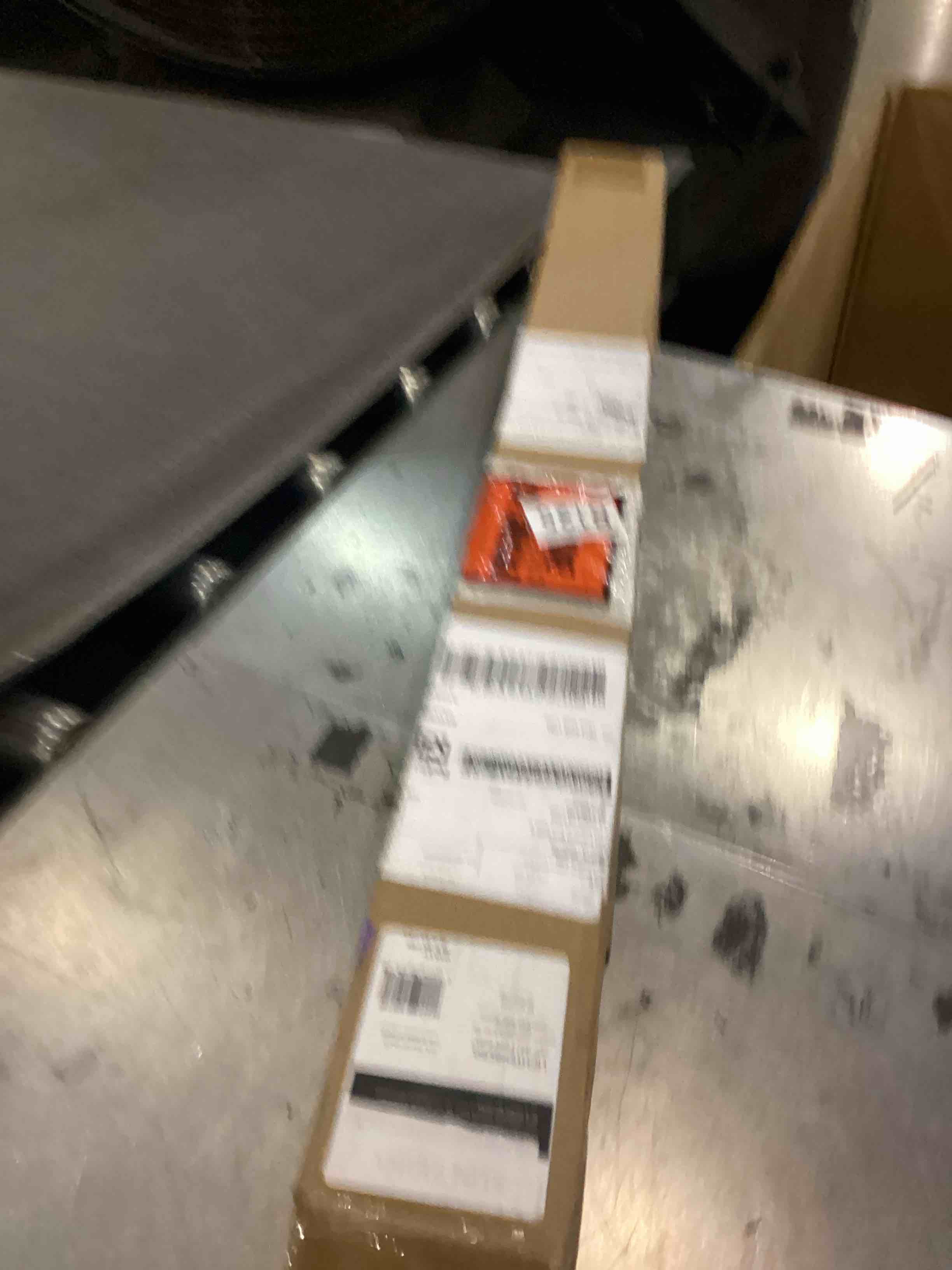https://s3.amazonaws.com/lotting-images-prod/bidfta/PPE2543644_1752236117925.jpeg