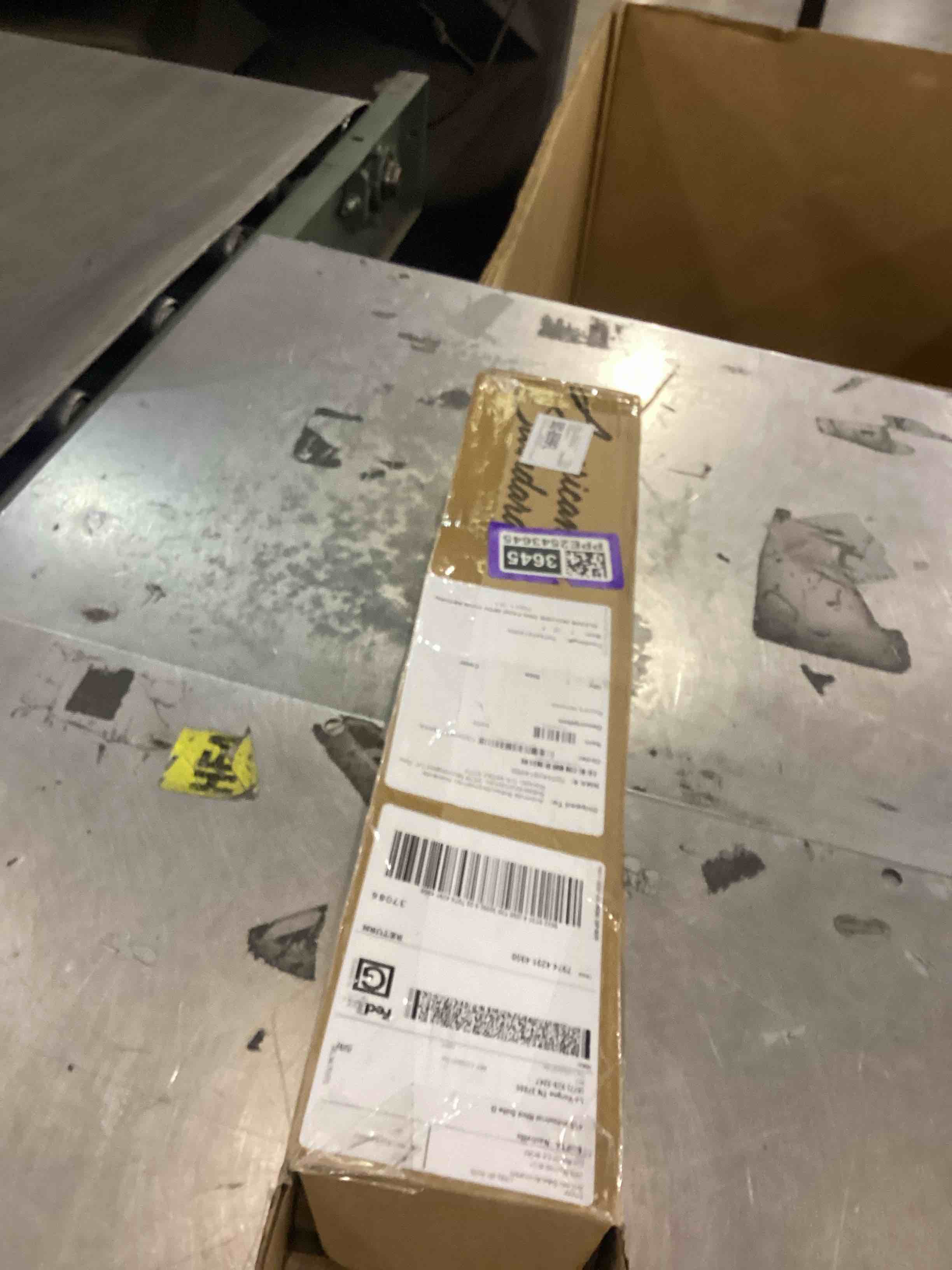 https://s3.amazonaws.com/lotting-images-prod/bidfta/PPE2543645_1752236005930.jpeg