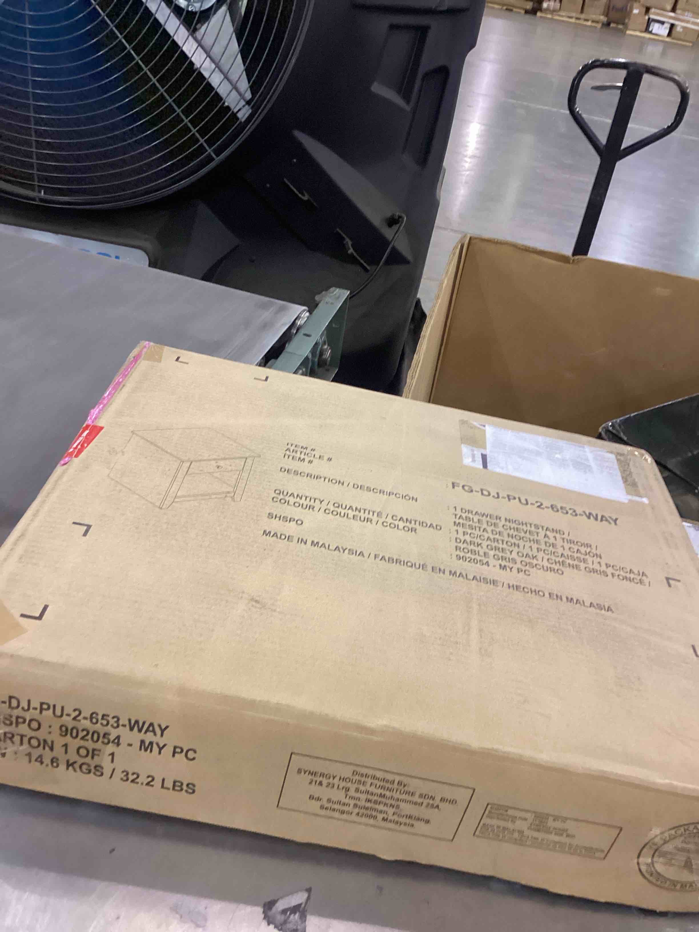 https://s3.amazonaws.com/lotting-images-prod/bidfta/PPE2543648_1752236525090.jpeg