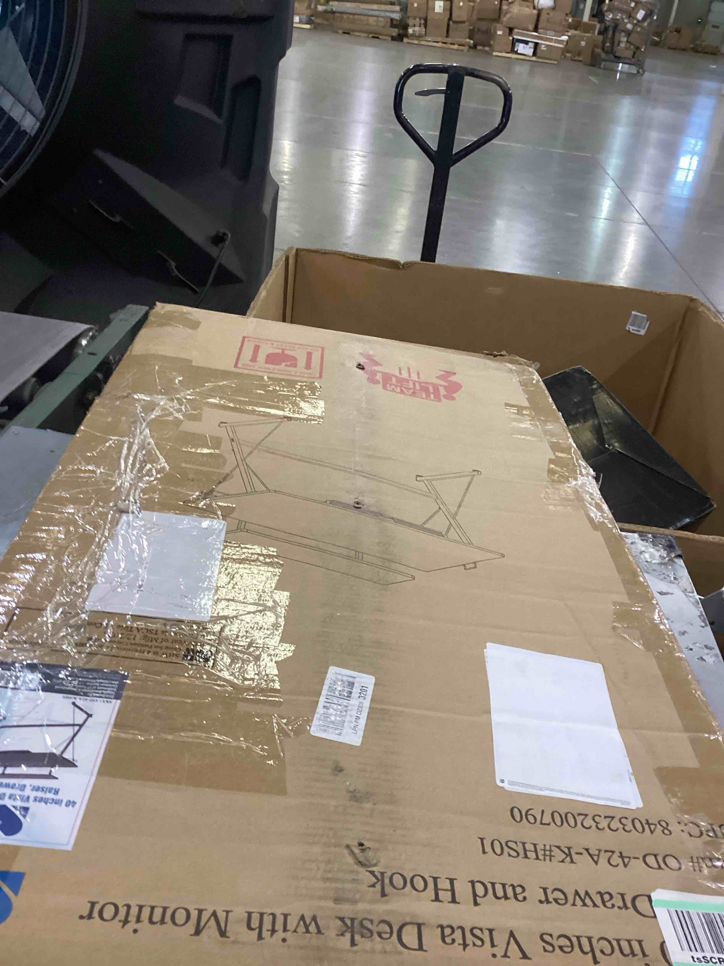 https://s3.amazonaws.com/lotting-images-prod/bidfta/PPE2543719_1752242198497.jpeg
