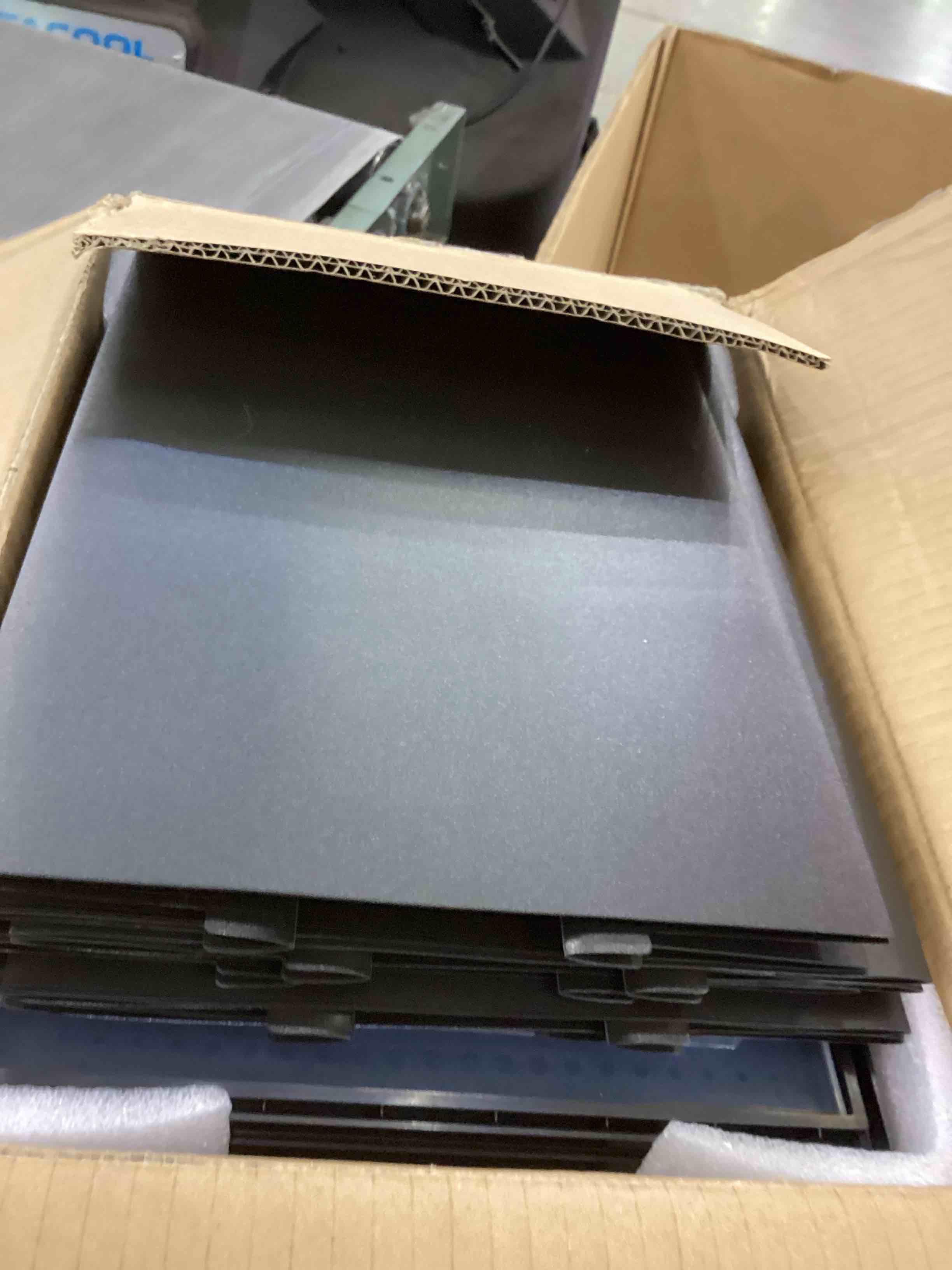 https://s3.amazonaws.com/lotting-images-prod/bidfta/PPE2543750_1752502167328.jpeg