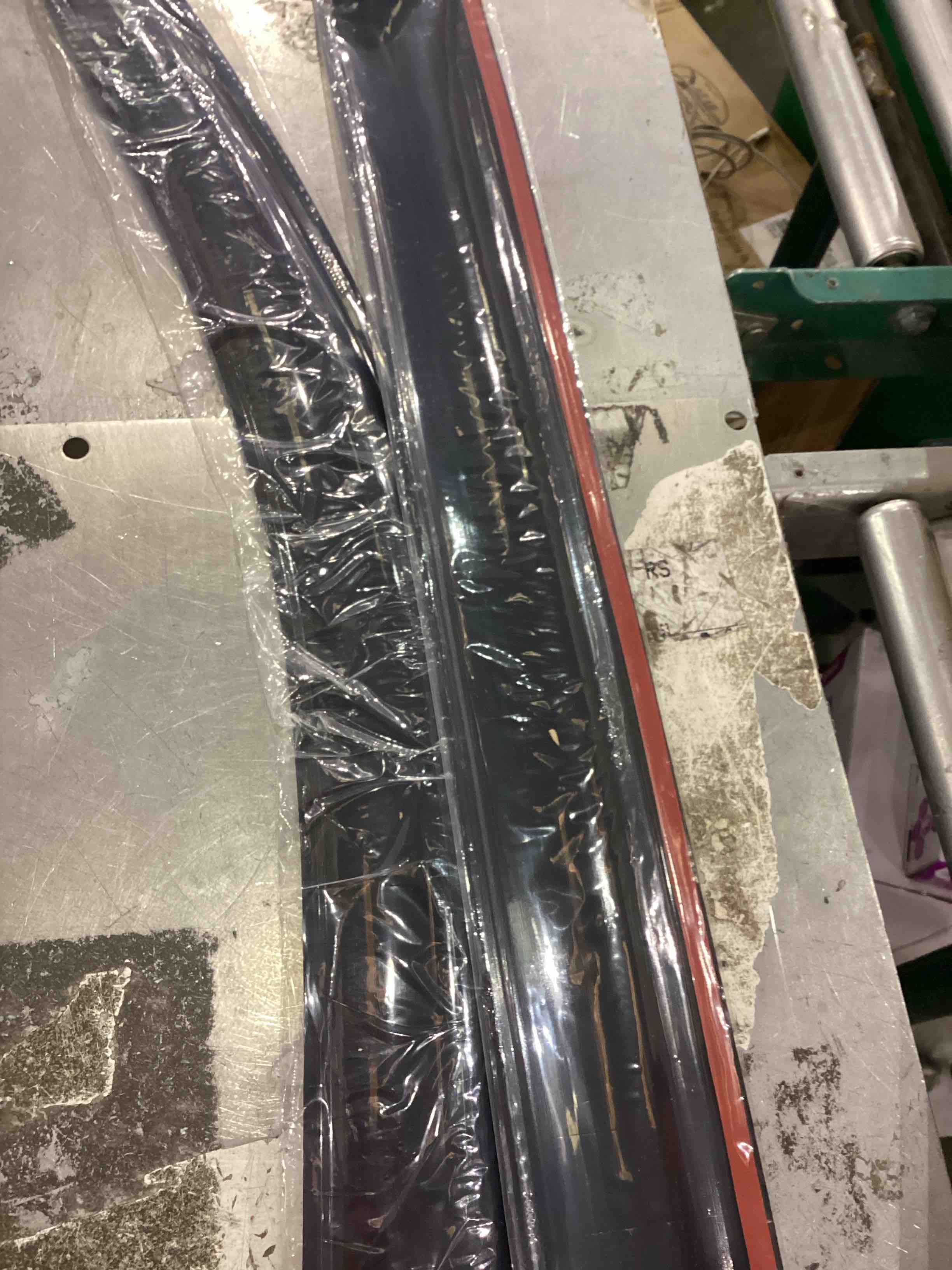 https://s3.amazonaws.com/lotting-images-prod/bidfta/PPE2543785_1752247321296.jpeg