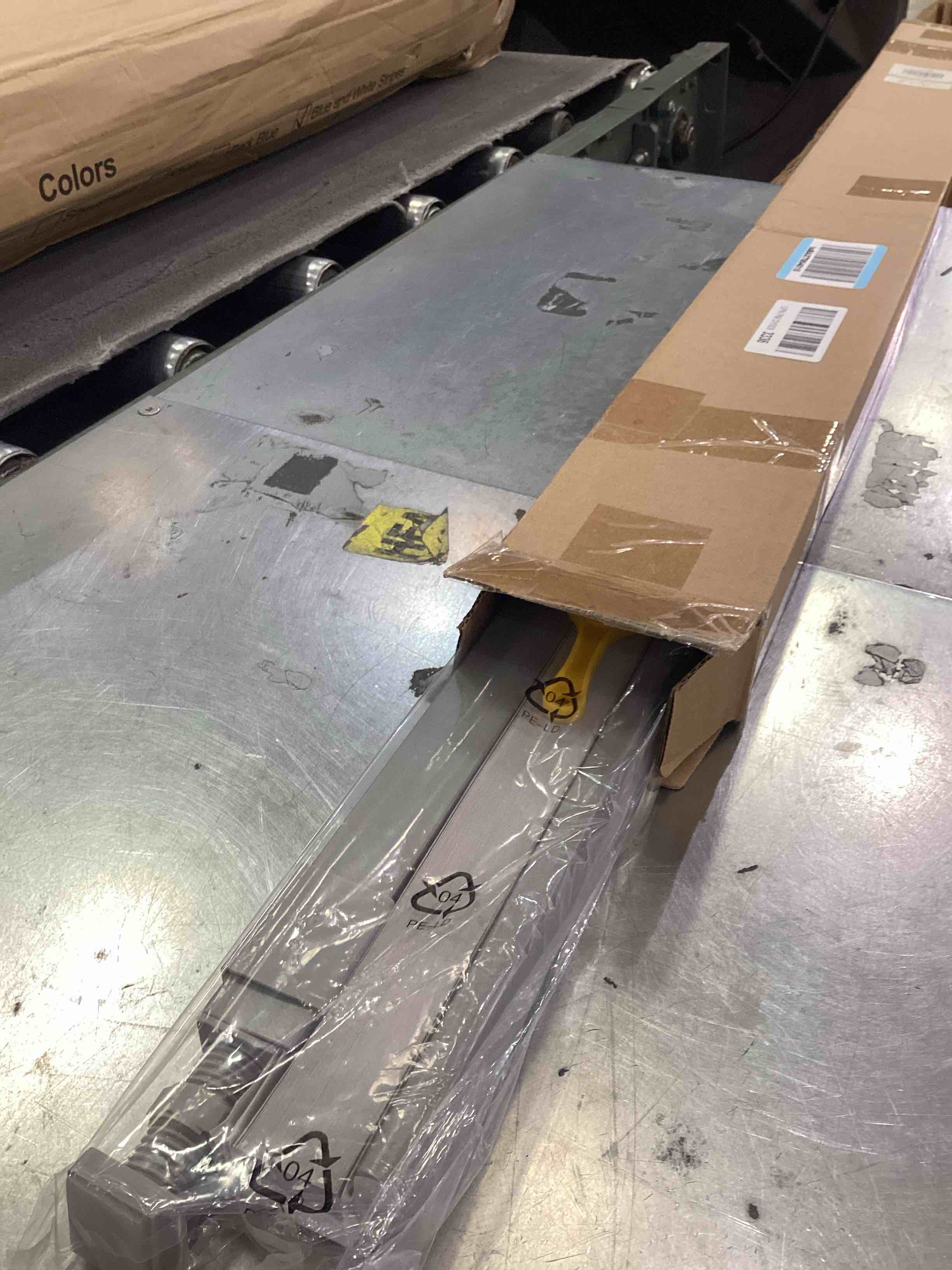 https://s3.amazonaws.com/lotting-images-prod/bidfta/PPE2543910_1752255453958.jpeg