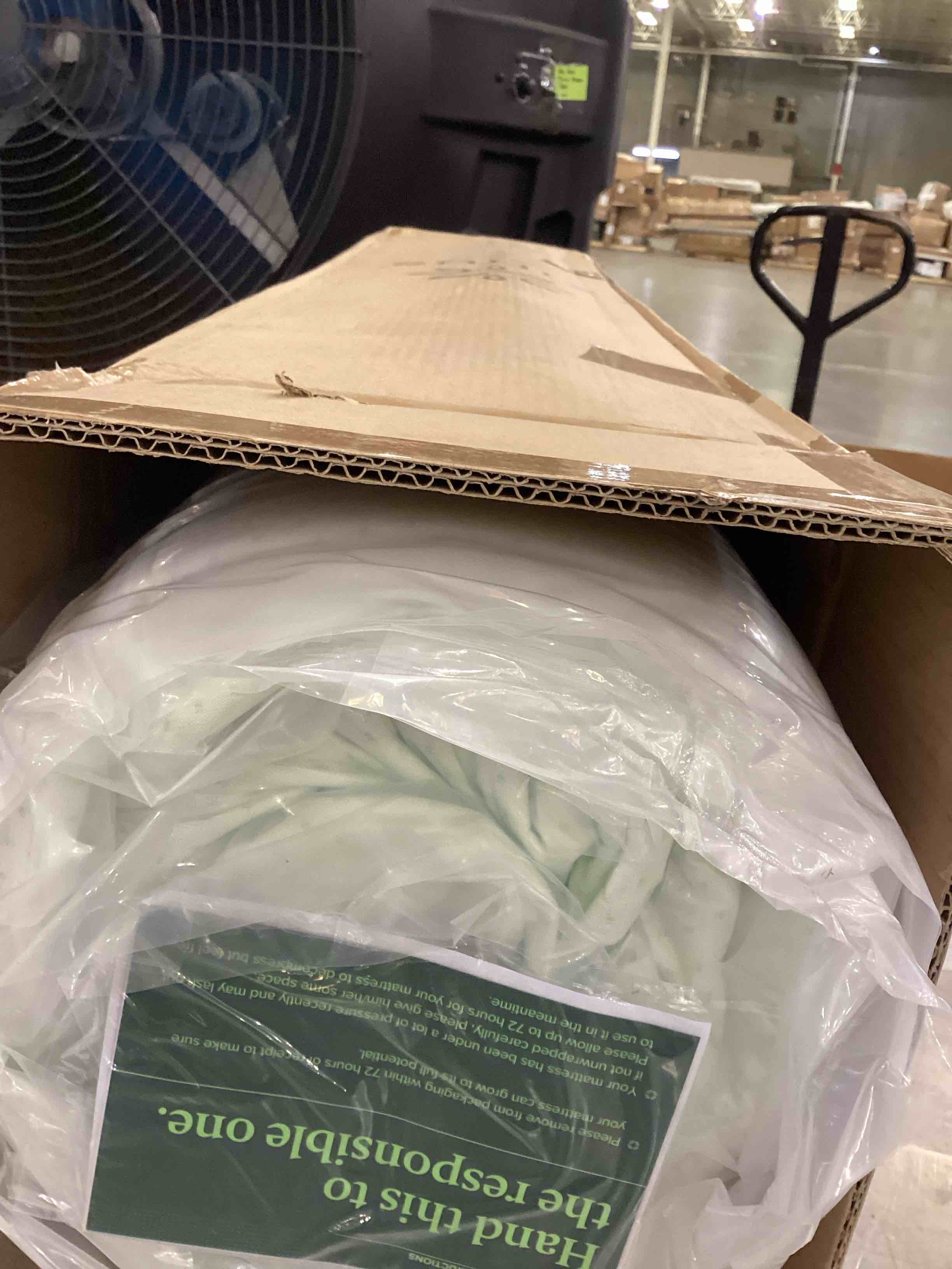 https://s3.amazonaws.com/lotting-images-prod/bidfta/PPE2543913_1752255954644.jpeg
