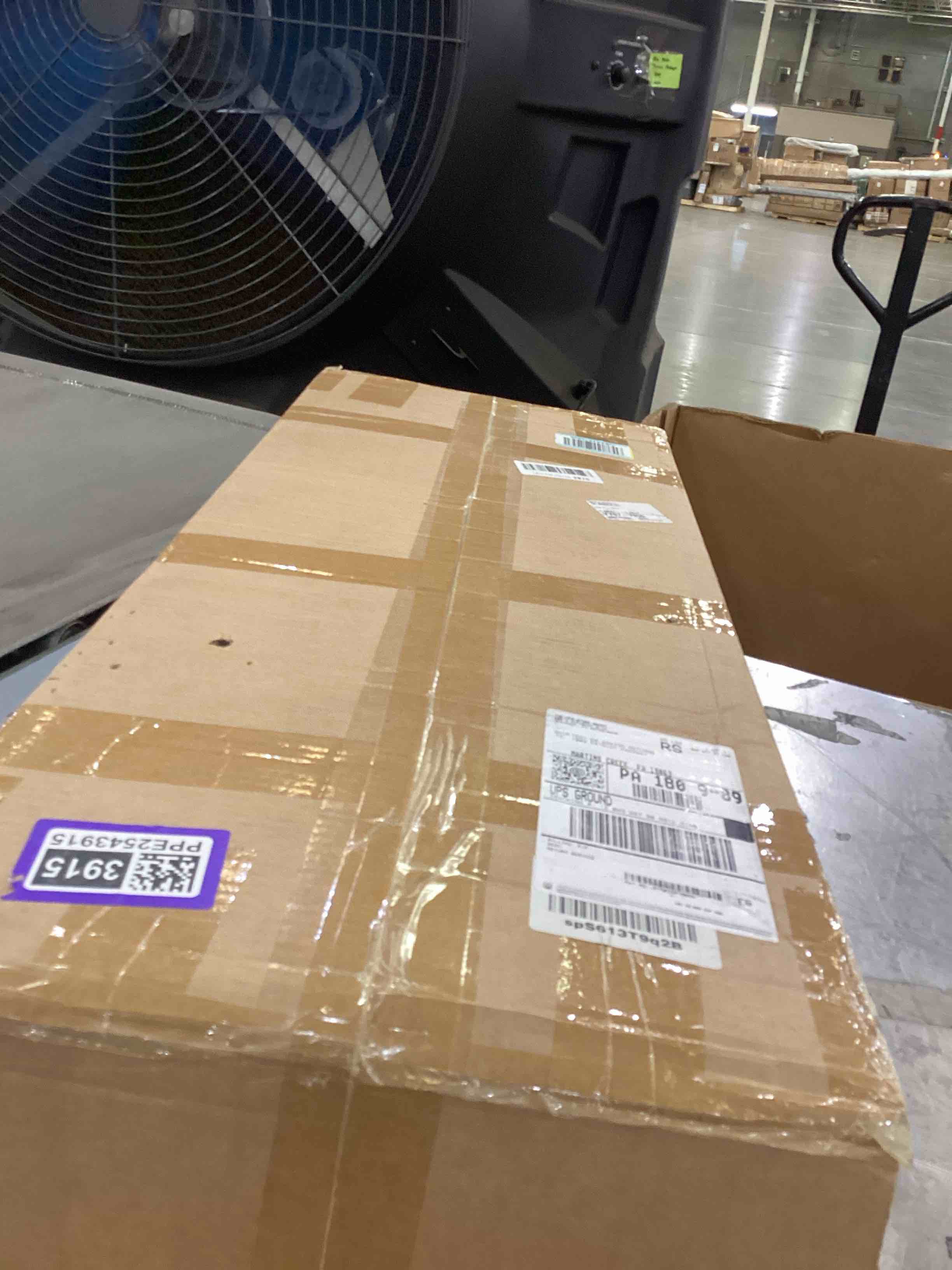 https://s3.amazonaws.com/lotting-images-prod/bidfta/PPE2543915_1752259892251.jpeg