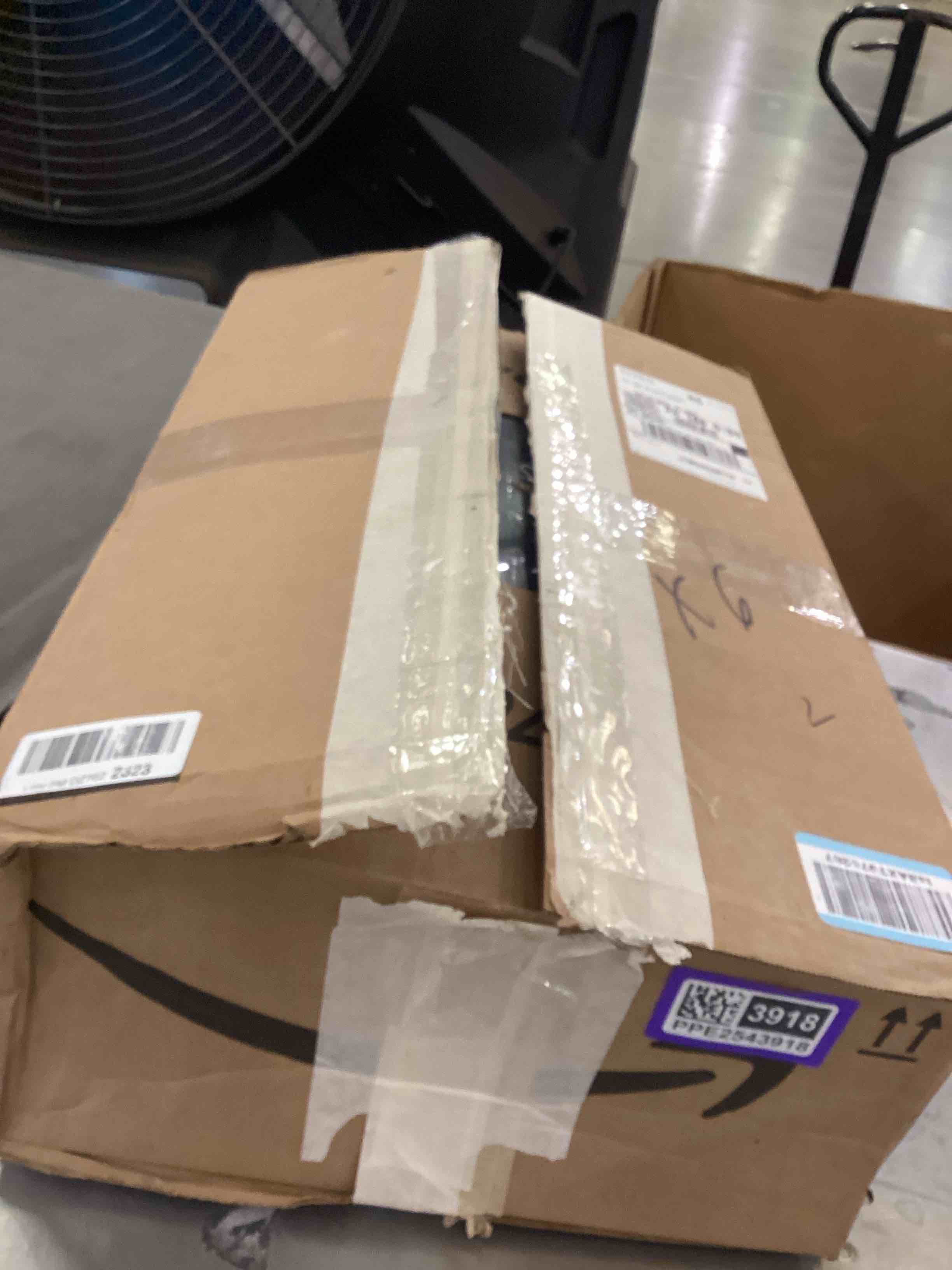 https://s3.amazonaws.com/lotting-images-prod/bidfta/PPE2543918_1752259604225.jpeg