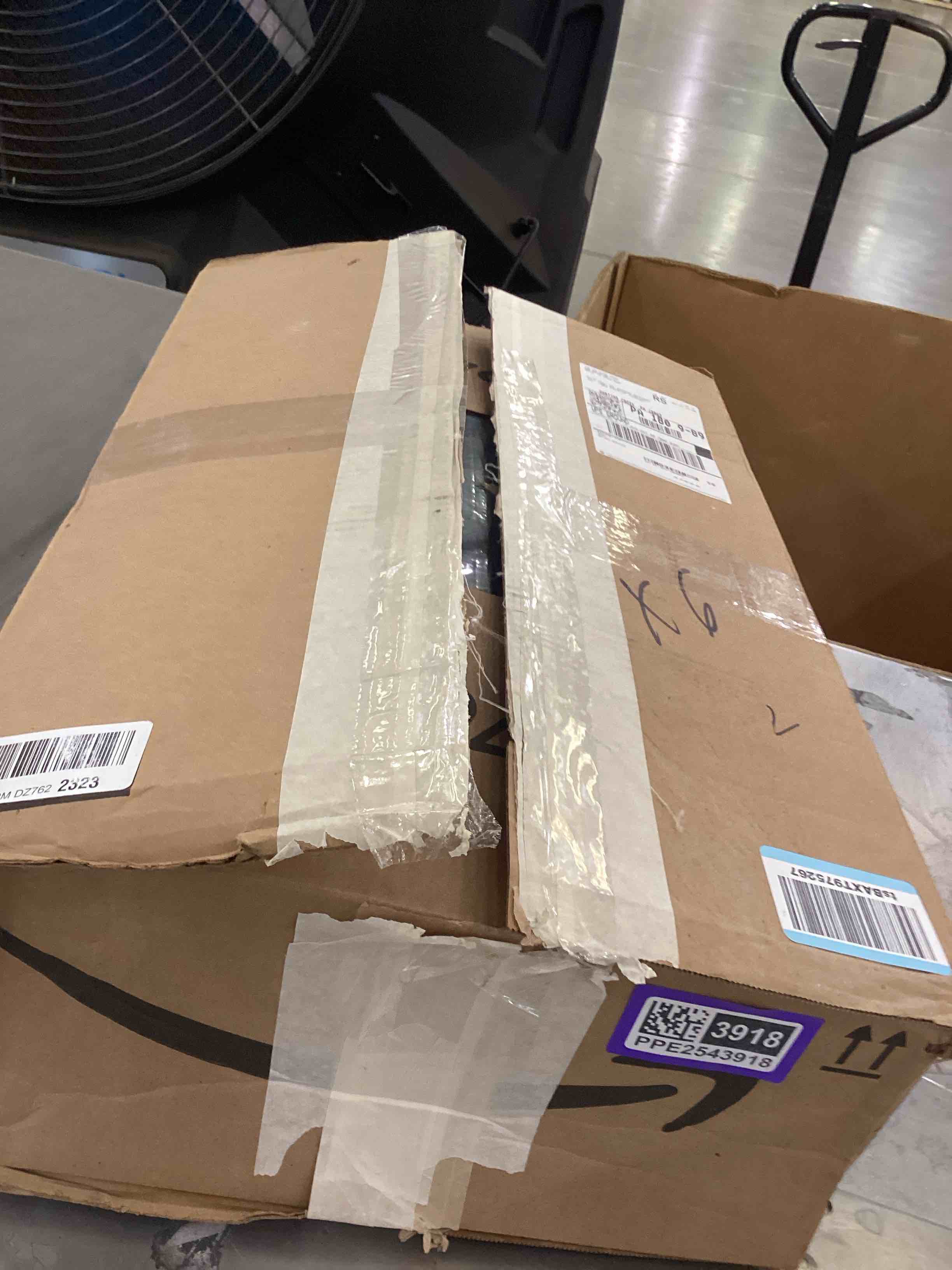 https://s3.amazonaws.com/lotting-images-prod/bidfta/PPE2543918_1752259605584.jpeg
