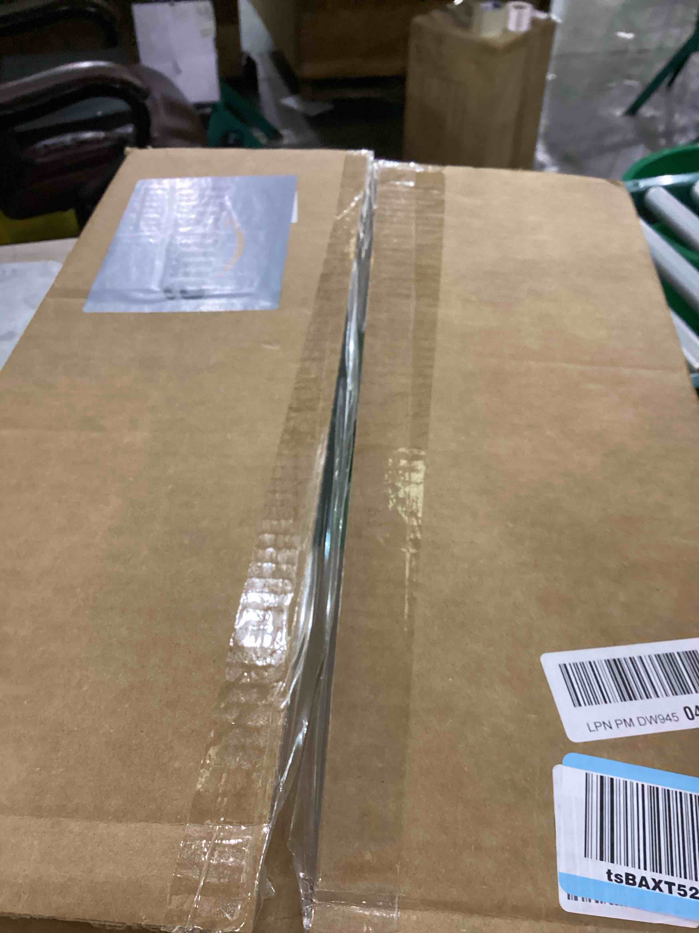 https://s3.amazonaws.com/lotting-images-prod/bidfta/PPE2543931_1752256233262.jpeg