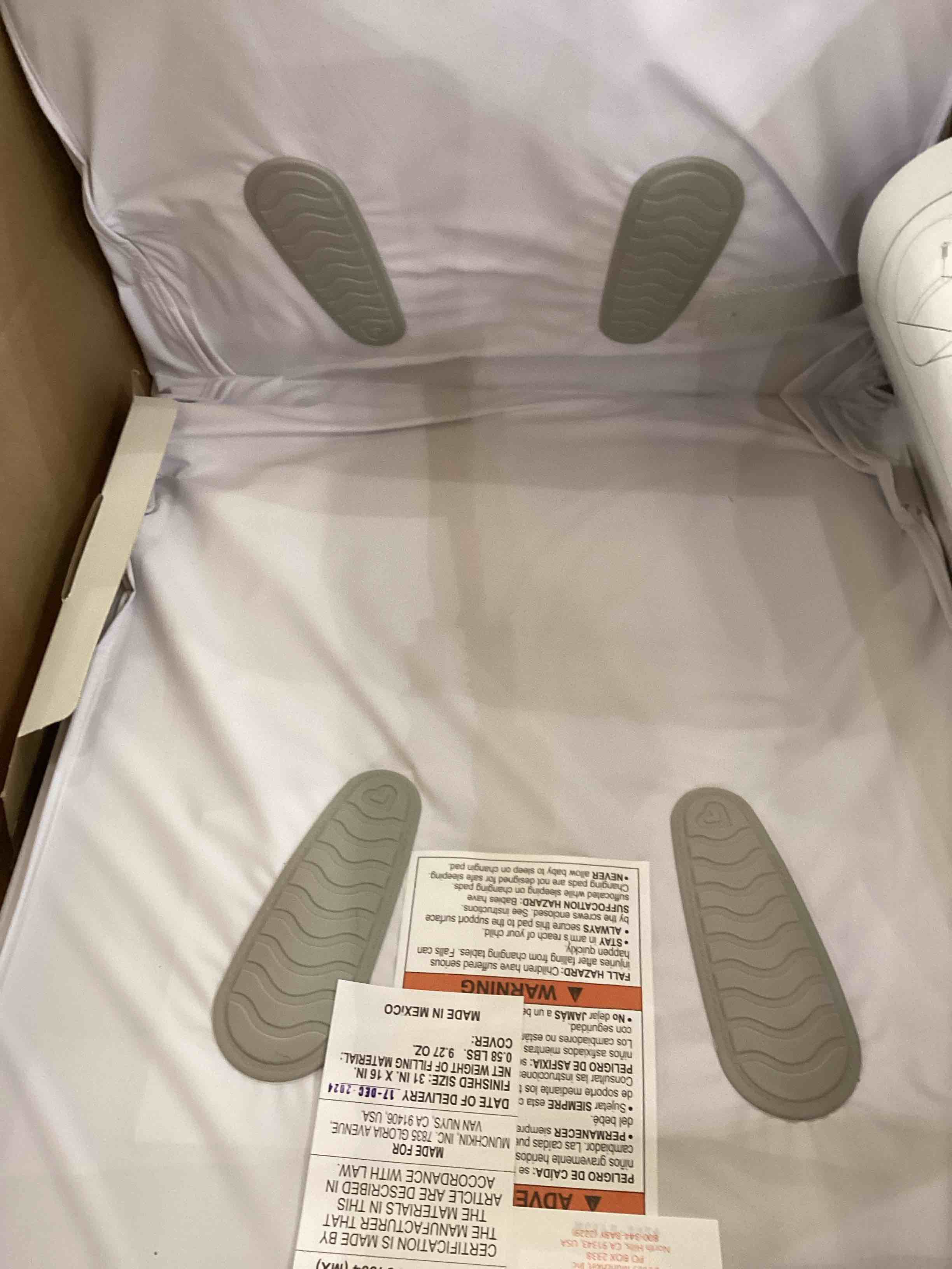 https://s3.amazonaws.com/lotting-images-prod/bidfta/PPE2543933_1752256405138.jpeg