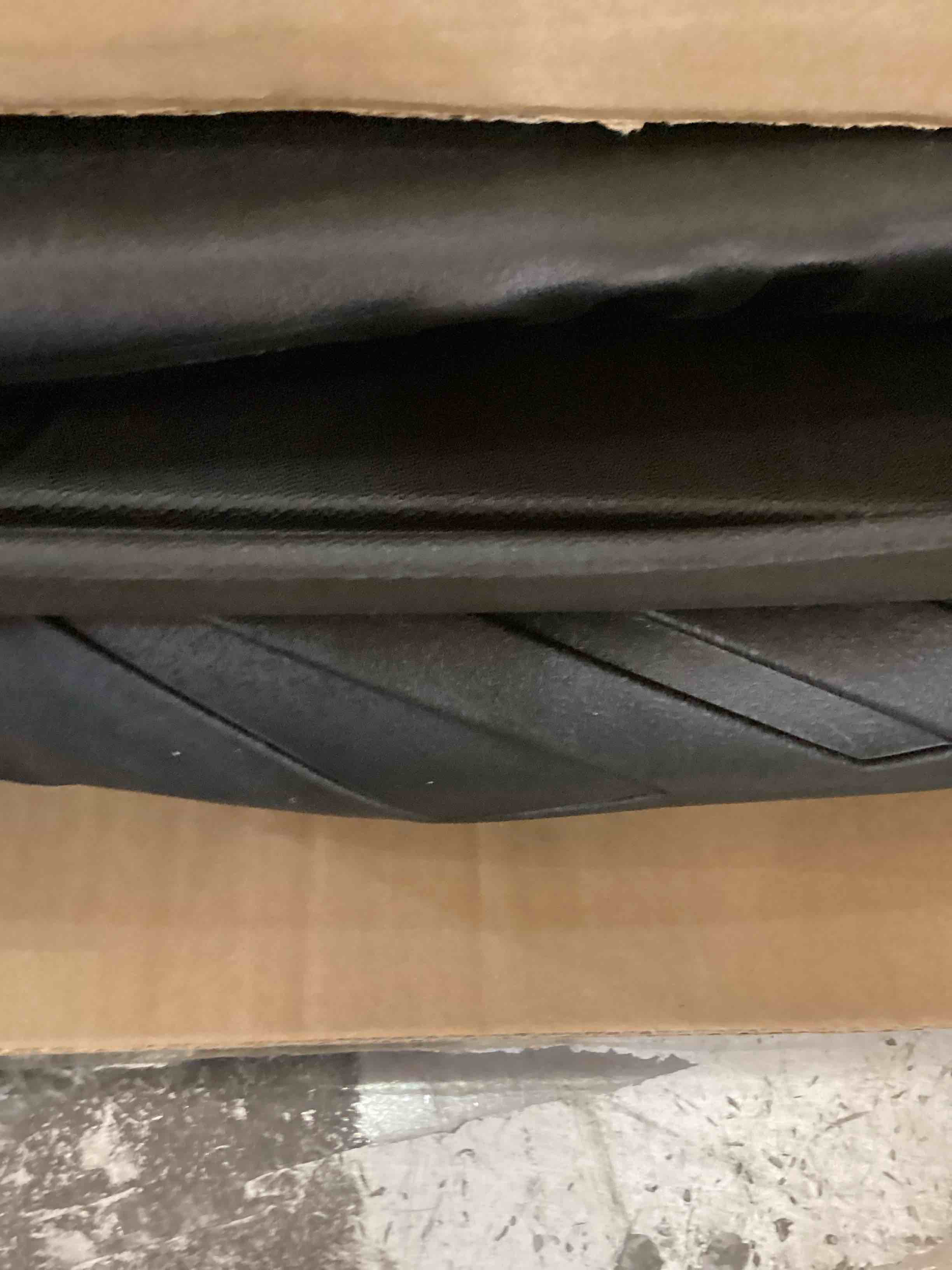 https://s3.amazonaws.com/lotting-images-prod/bidfta/PPE2543939_1752258207580.jpeg