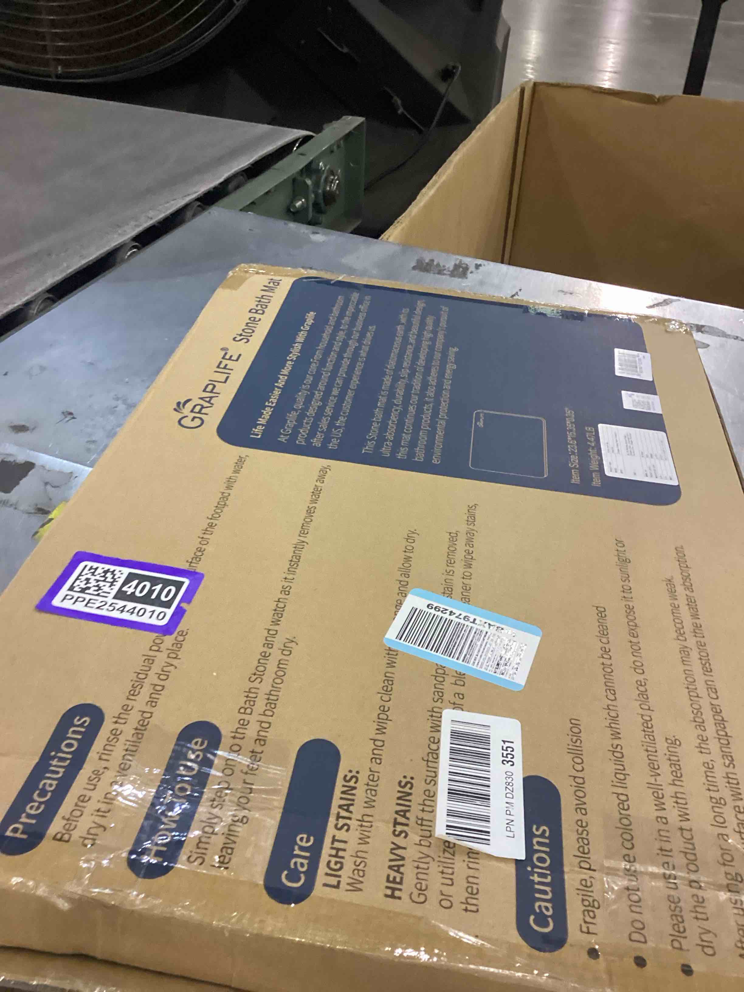 https://s3.amazonaws.com/lotting-images-prod/bidfta/PPE2544010_1752492358742.jpeg