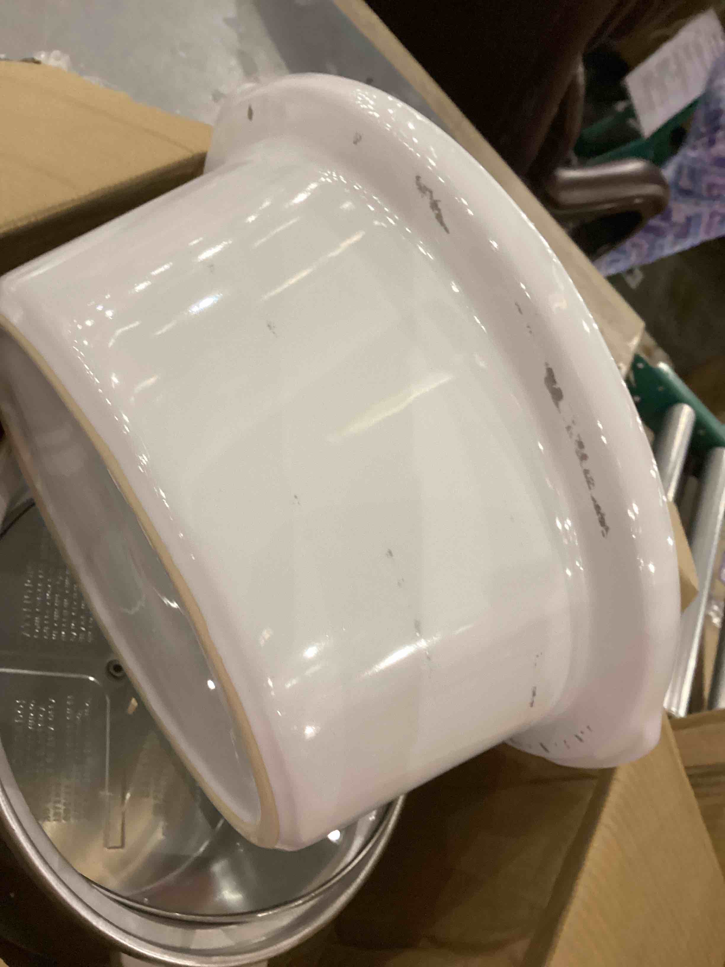 https://s3.amazonaws.com/lotting-images-prod/bidfta/PPE2544040_1752494002953.jpeg