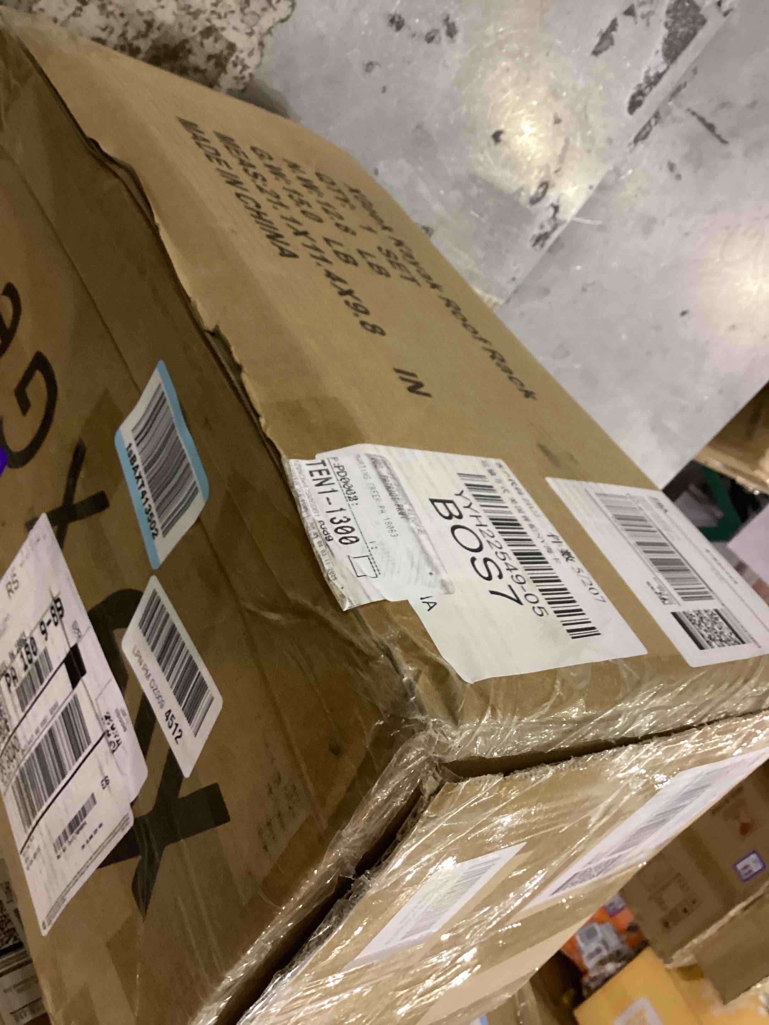 https://s3.amazonaws.com/lotting-images-prod/bidfta/PPE2544060_1752493647275.jpeg