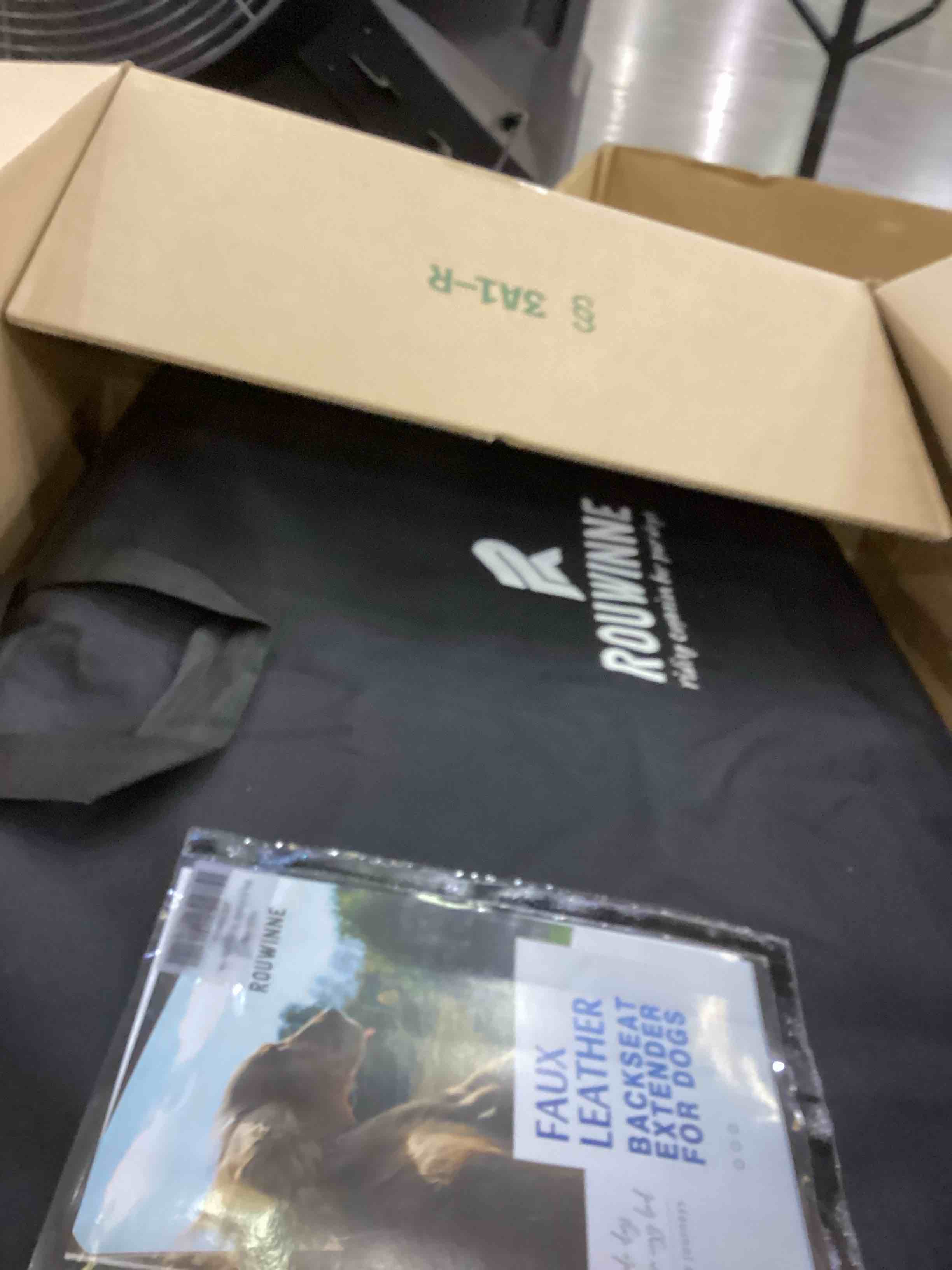 https://s3.amazonaws.com/lotting-images-prod/bidfta/PPE2544115_1752496672425.jpeg