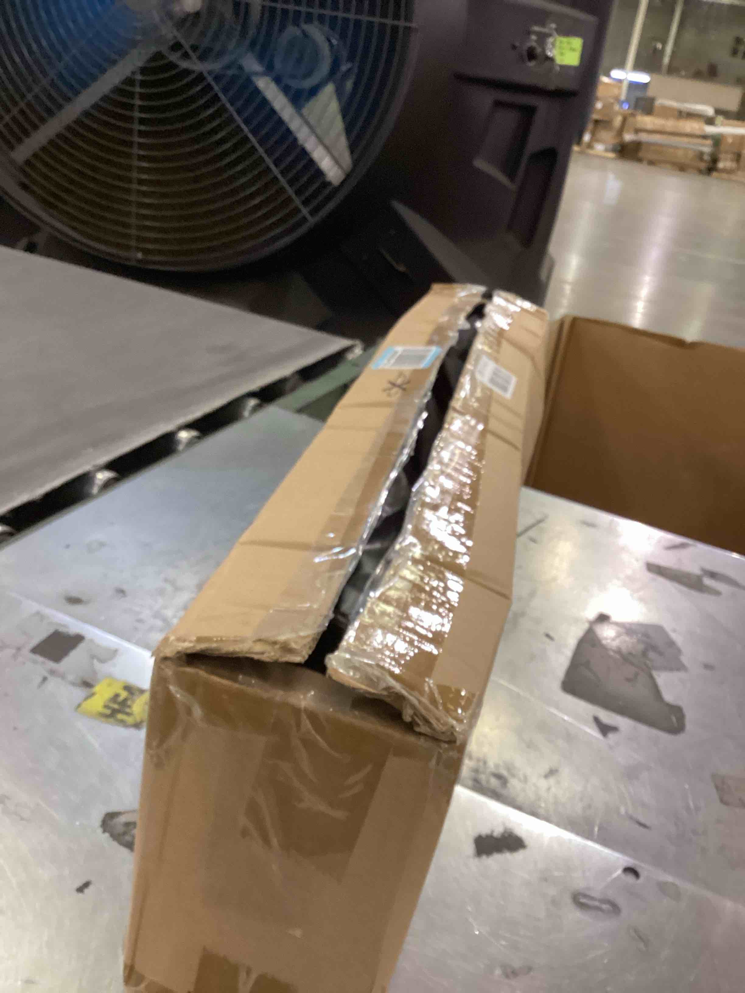 https://s3.amazonaws.com/lotting-images-prod/bidfta/PPE2544172_1752500469721.jpeg