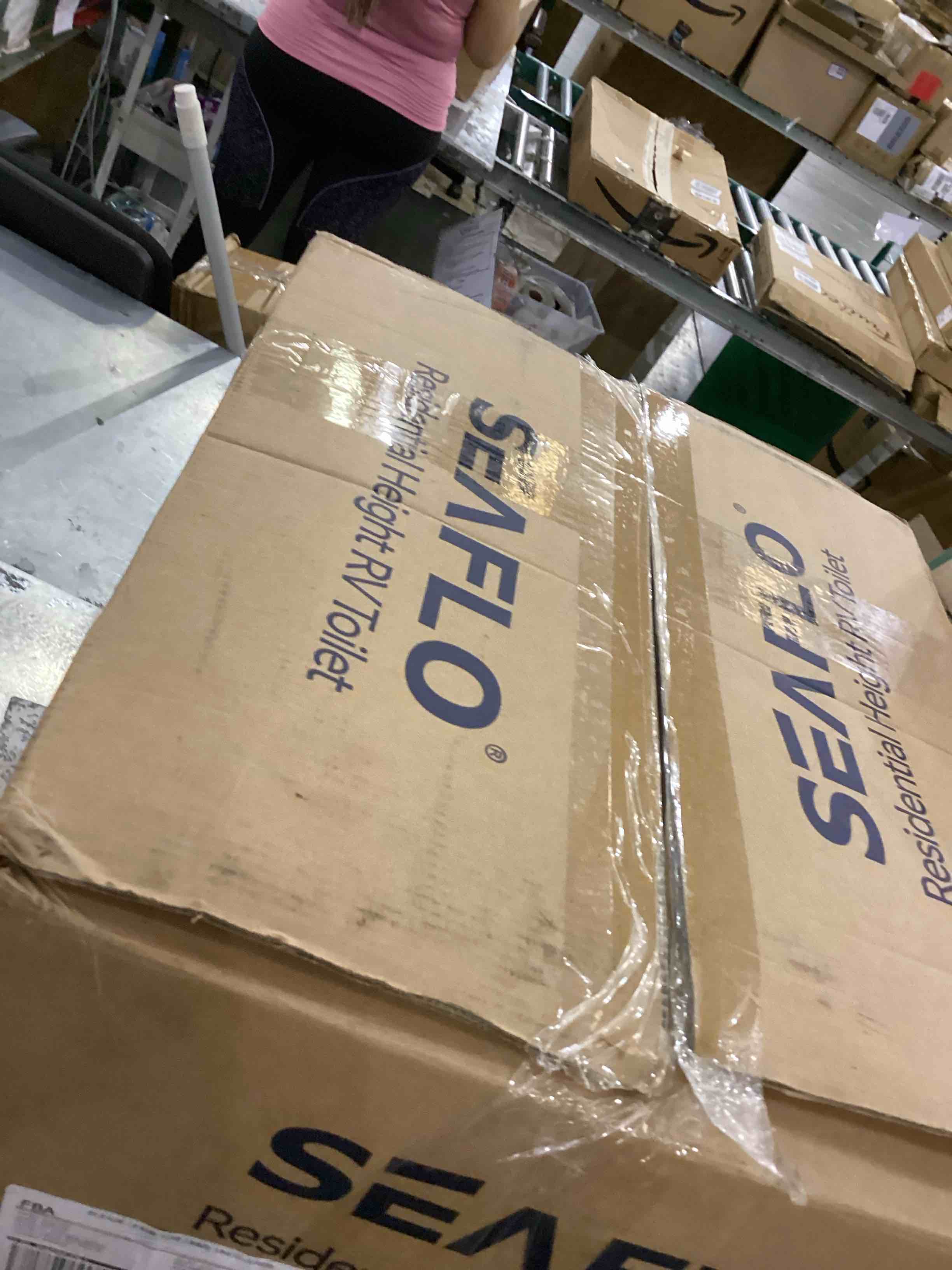 https://s3.amazonaws.com/lotting-images-prod/bidfta/PPE2544221_1752499635526.jpeg