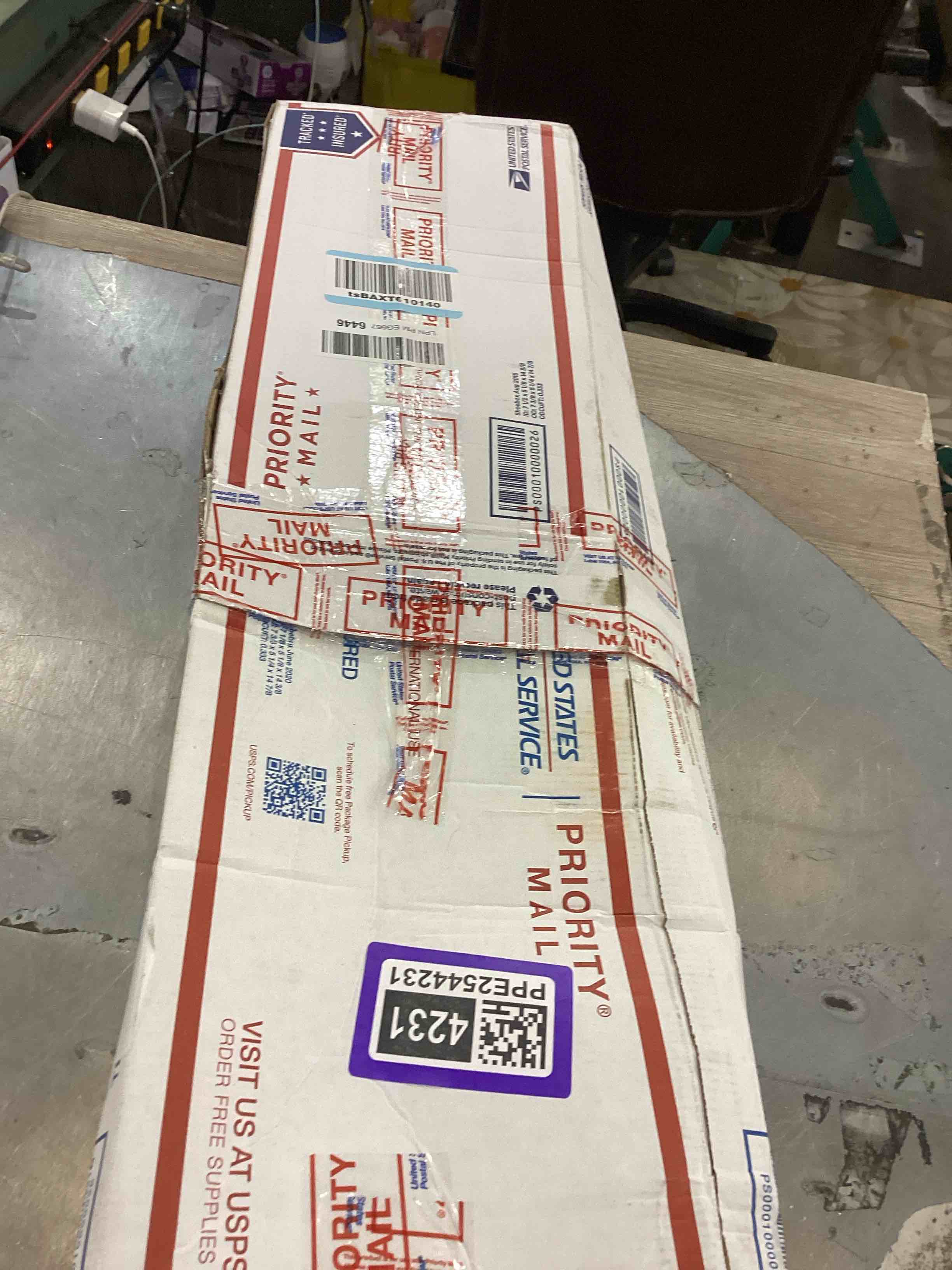 https://s3.amazonaws.com/lotting-images-prod/bidfta/PPE2544231_1752499865774.jpeg