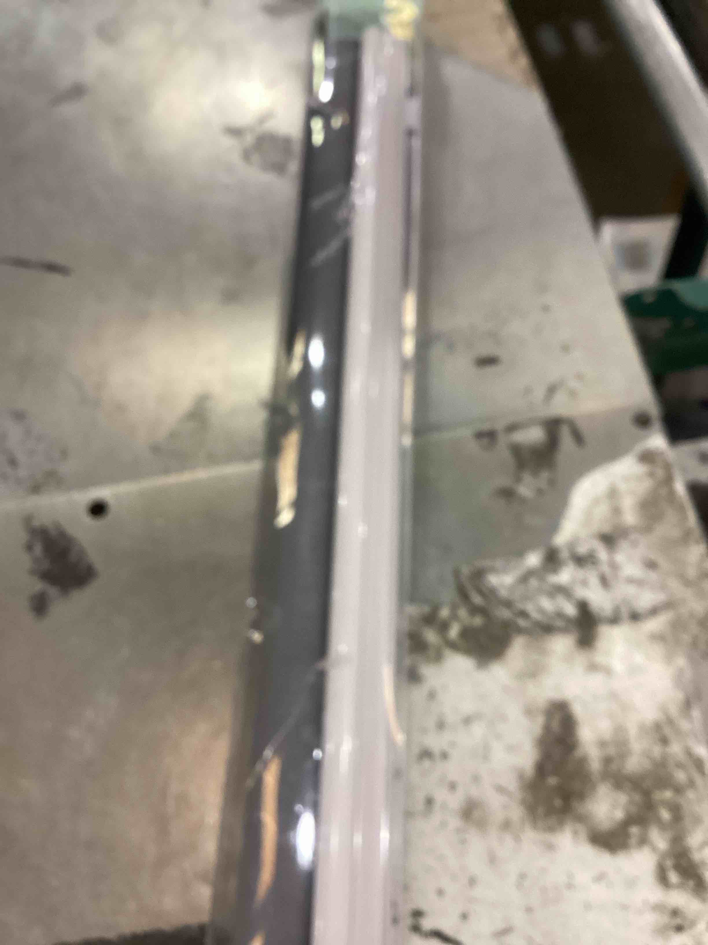 https://s3.amazonaws.com/lotting-images-prod/bidfta/PPE2544232_1752500453463.jpeg