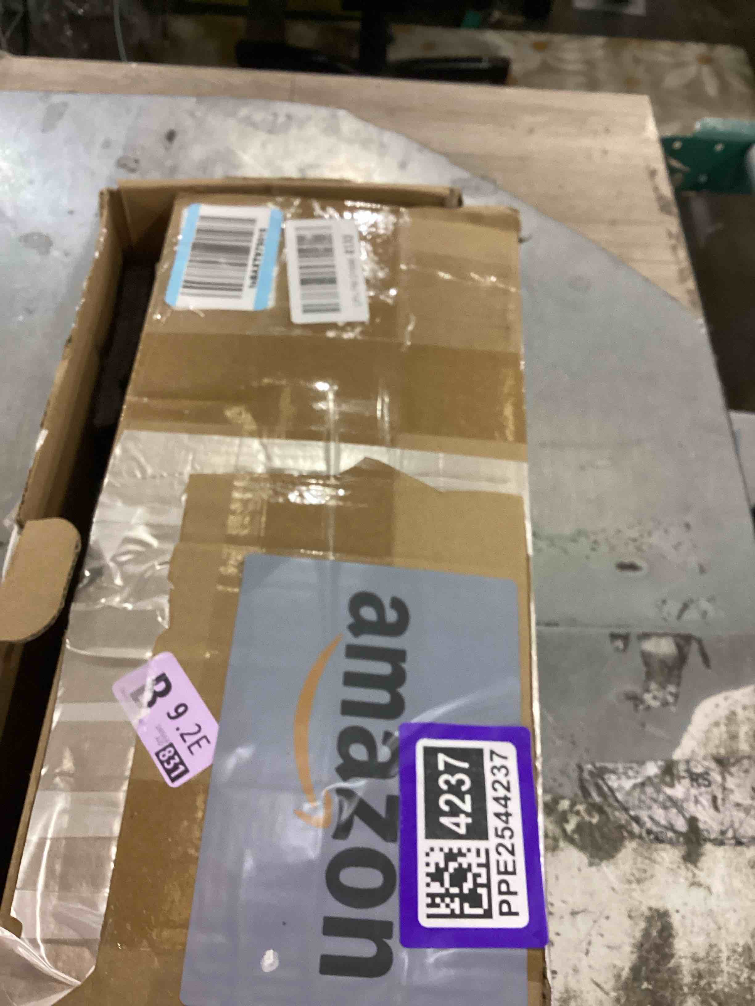 https://s3.amazonaws.com/lotting-images-prod/bidfta/PPE2544237_1752500899729.jpeg