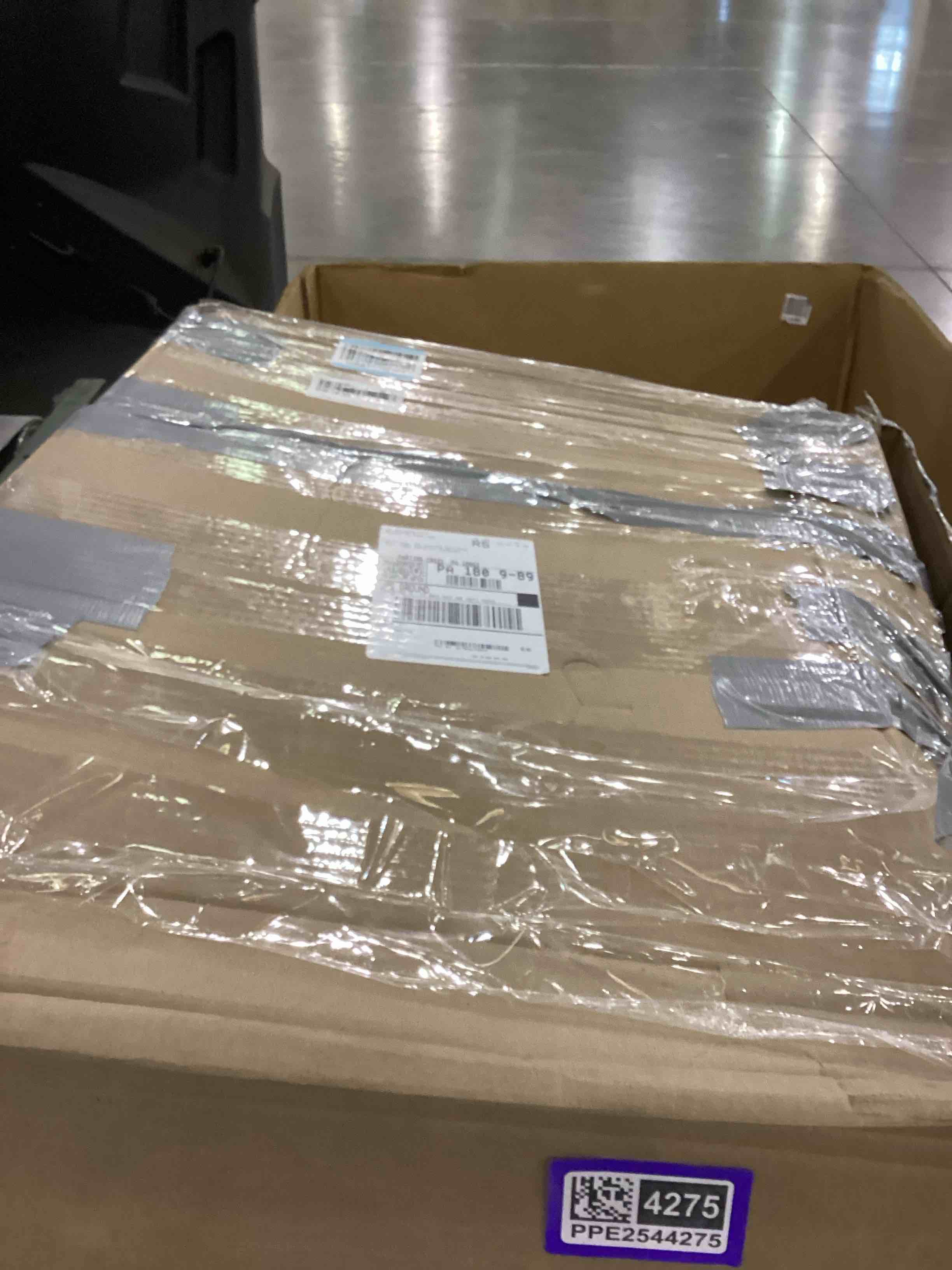 https://s3.amazonaws.com/lotting-images-prod/bidfta/PPE2544275_1752503674137.jpeg