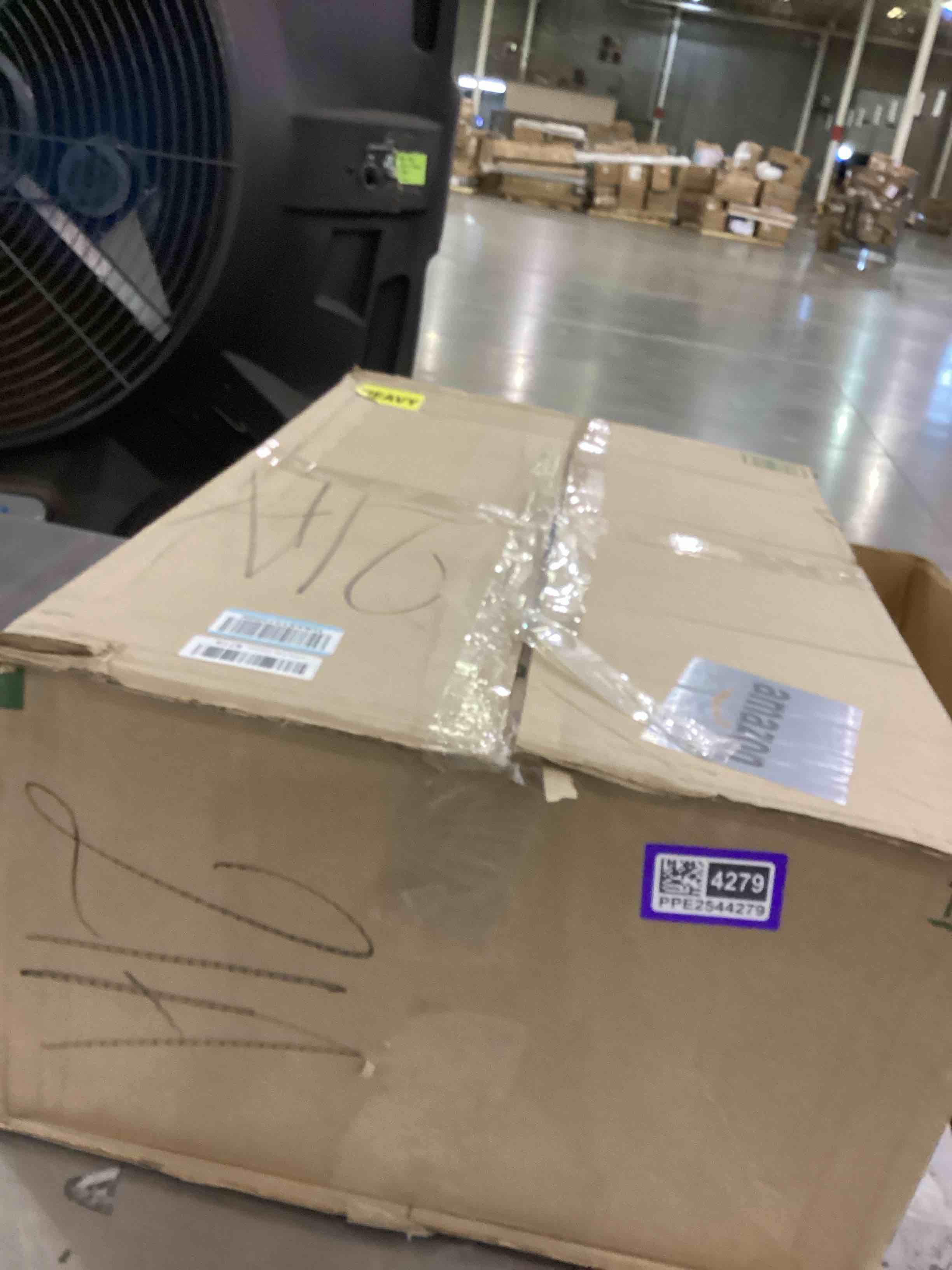 https://s3.amazonaws.com/lotting-images-prod/bidfta/PPE2544279_1752503360496.jpeg