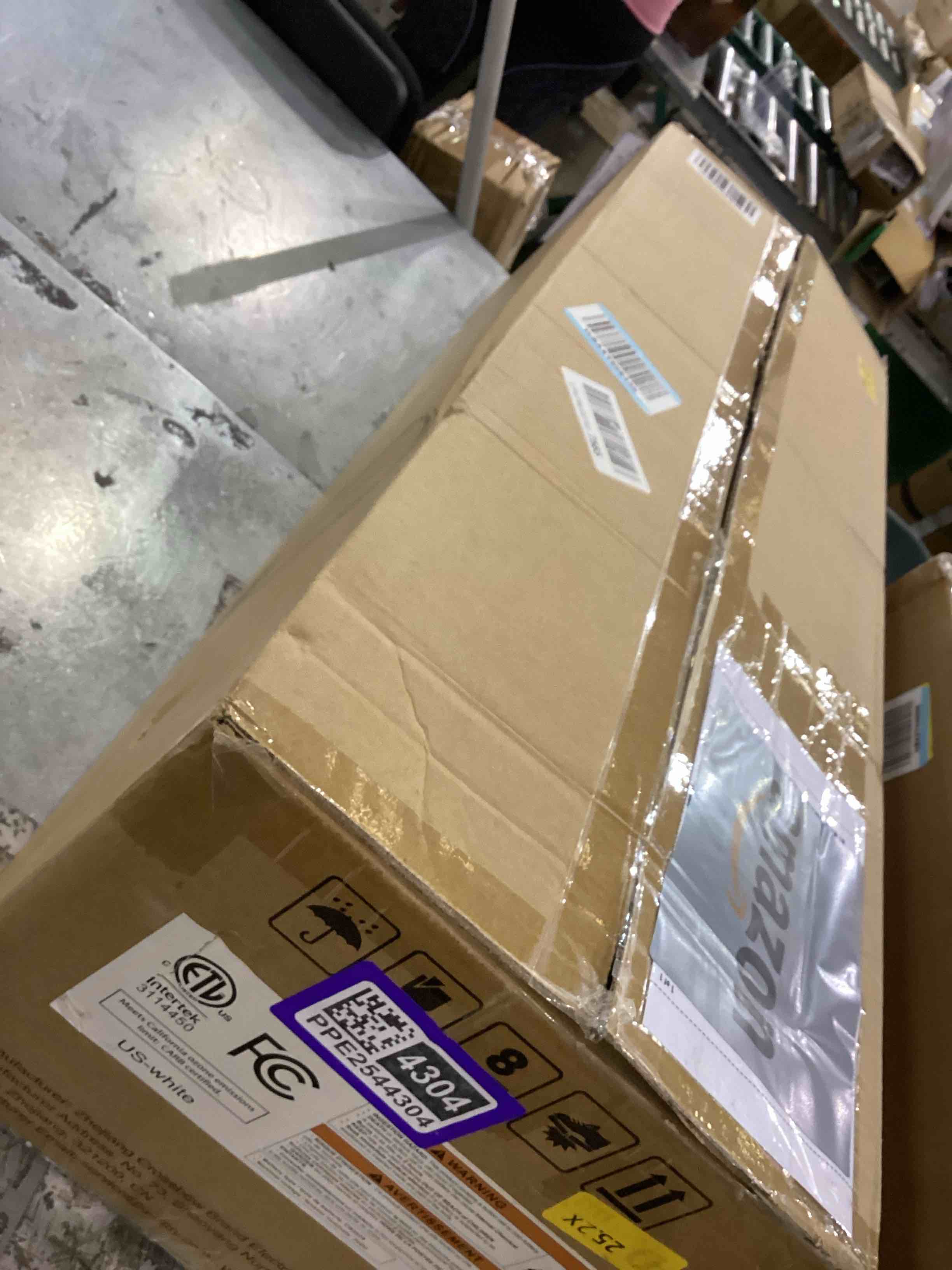 https://s3.amazonaws.com/lotting-images-prod/bidfta/PPE2544304_1752500326355.jpeg