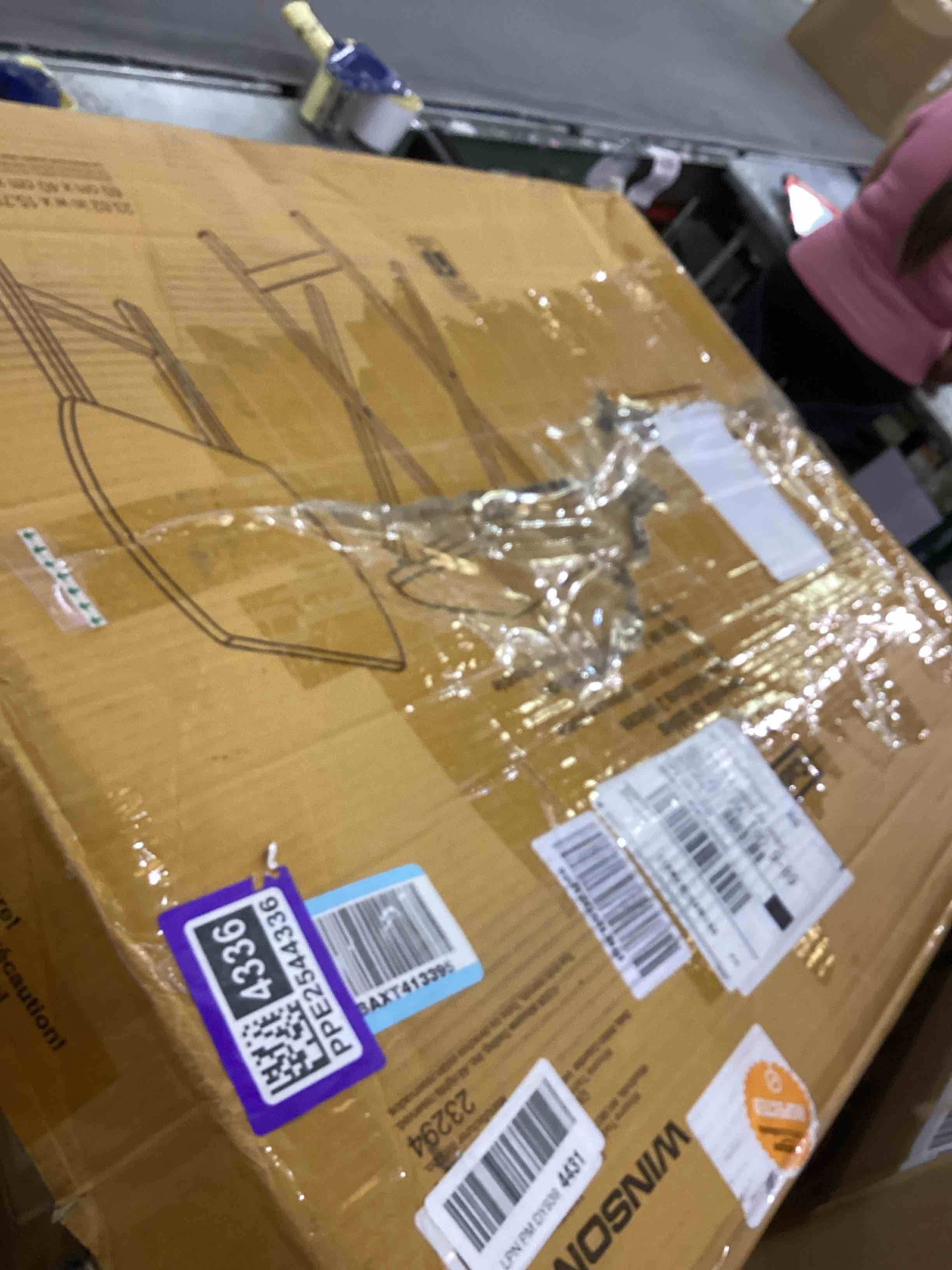 https://s3.amazonaws.com/lotting-images-prod/bidfta/PPE2544336_1752503100598.jpeg