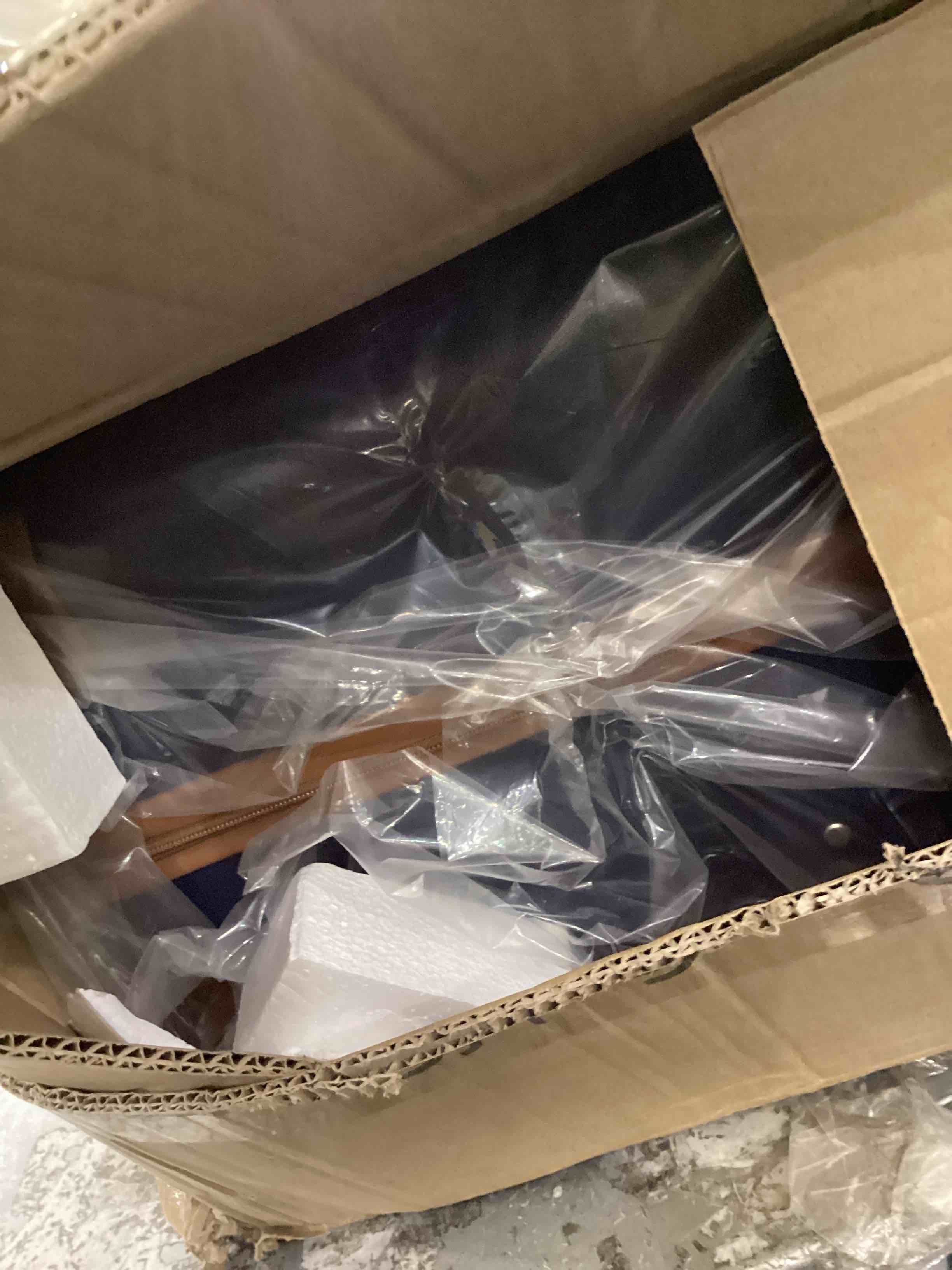 https://s3.amazonaws.com/lotting-images-prod/bidfta/PPE2544346_1752505032719.jpeg