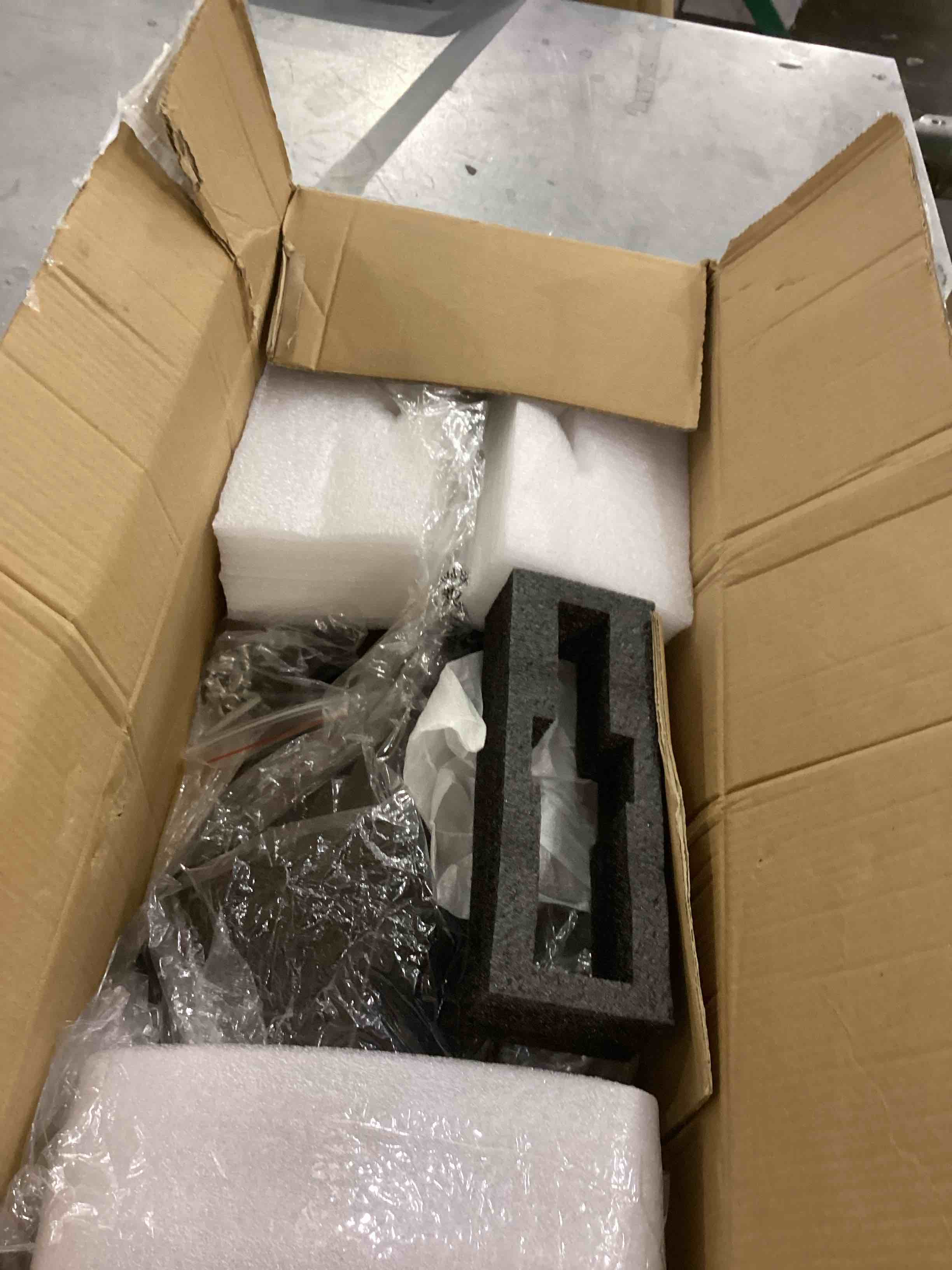 https://s3.amazonaws.com/lotting-images-prod/bidfta/PPE2544358_1752504231201.jpeg