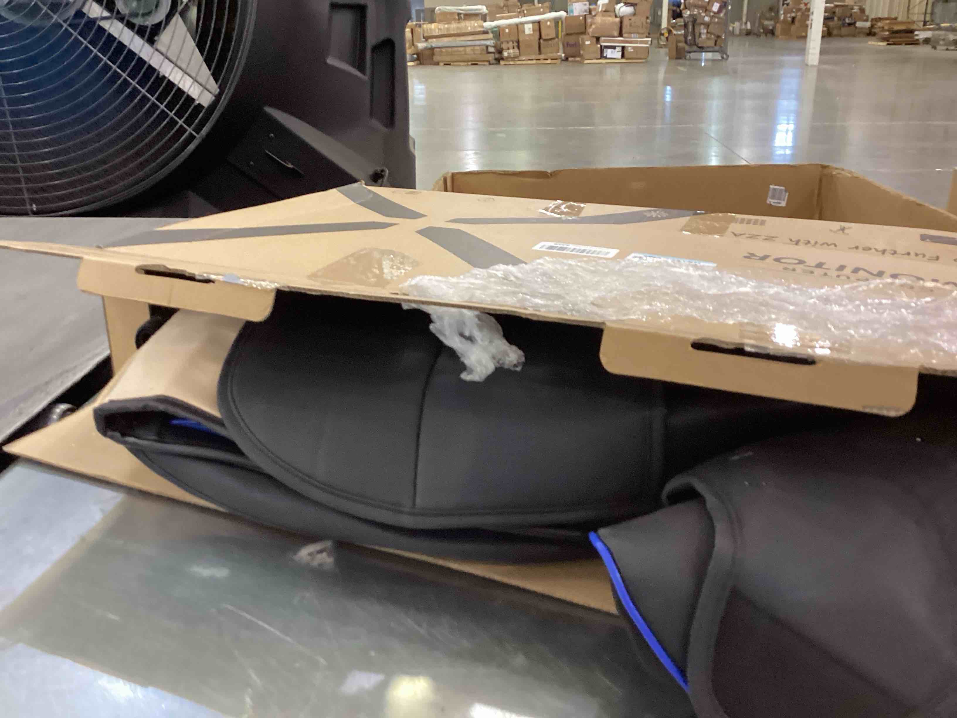 https://s3.amazonaws.com/lotting-images-prod/bidfta/PPE2544376_1752505057265.jpeg