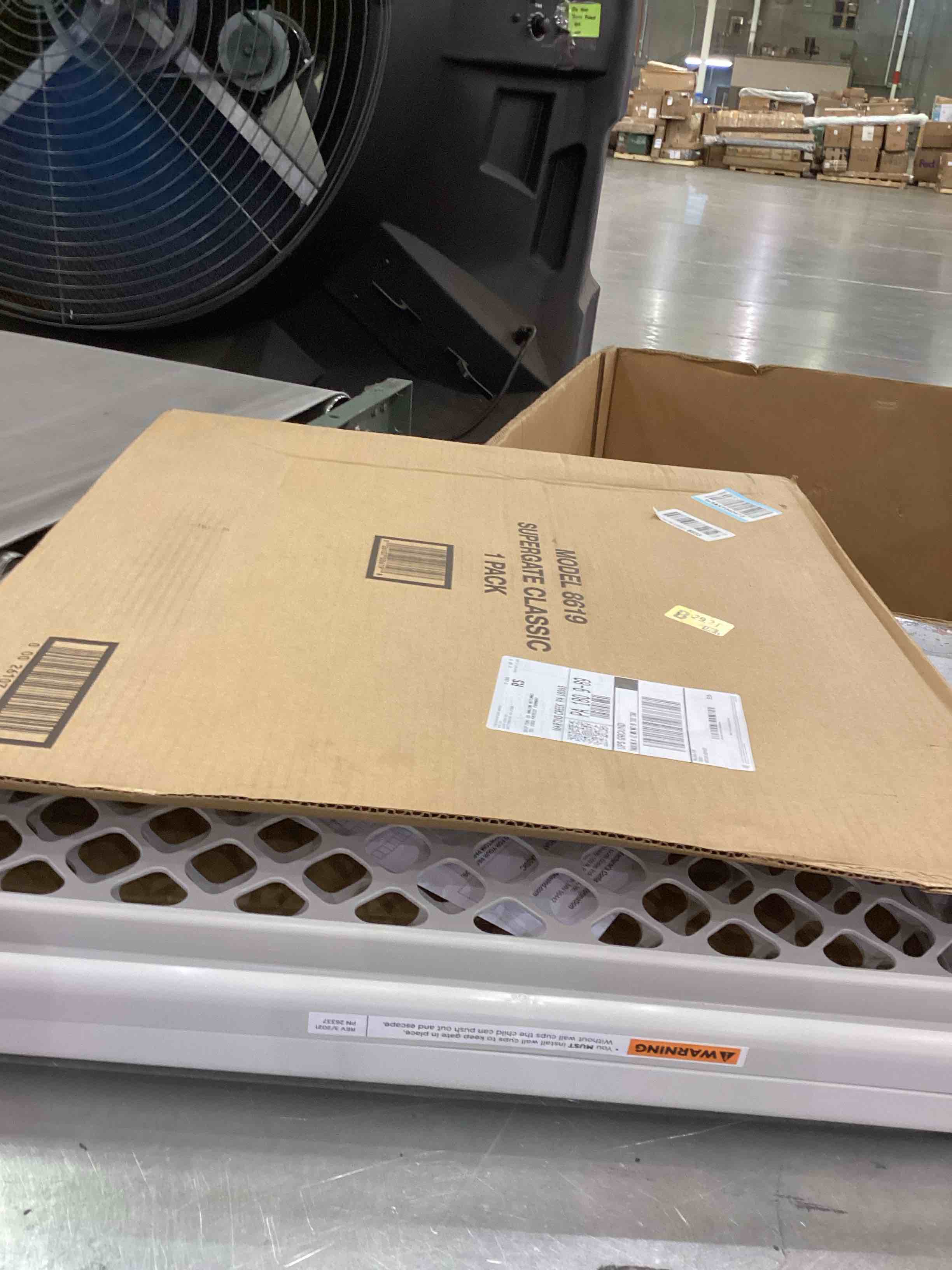 https://s3.amazonaws.com/lotting-images-prod/bidfta/PPE2544390_1752505895156.jpeg