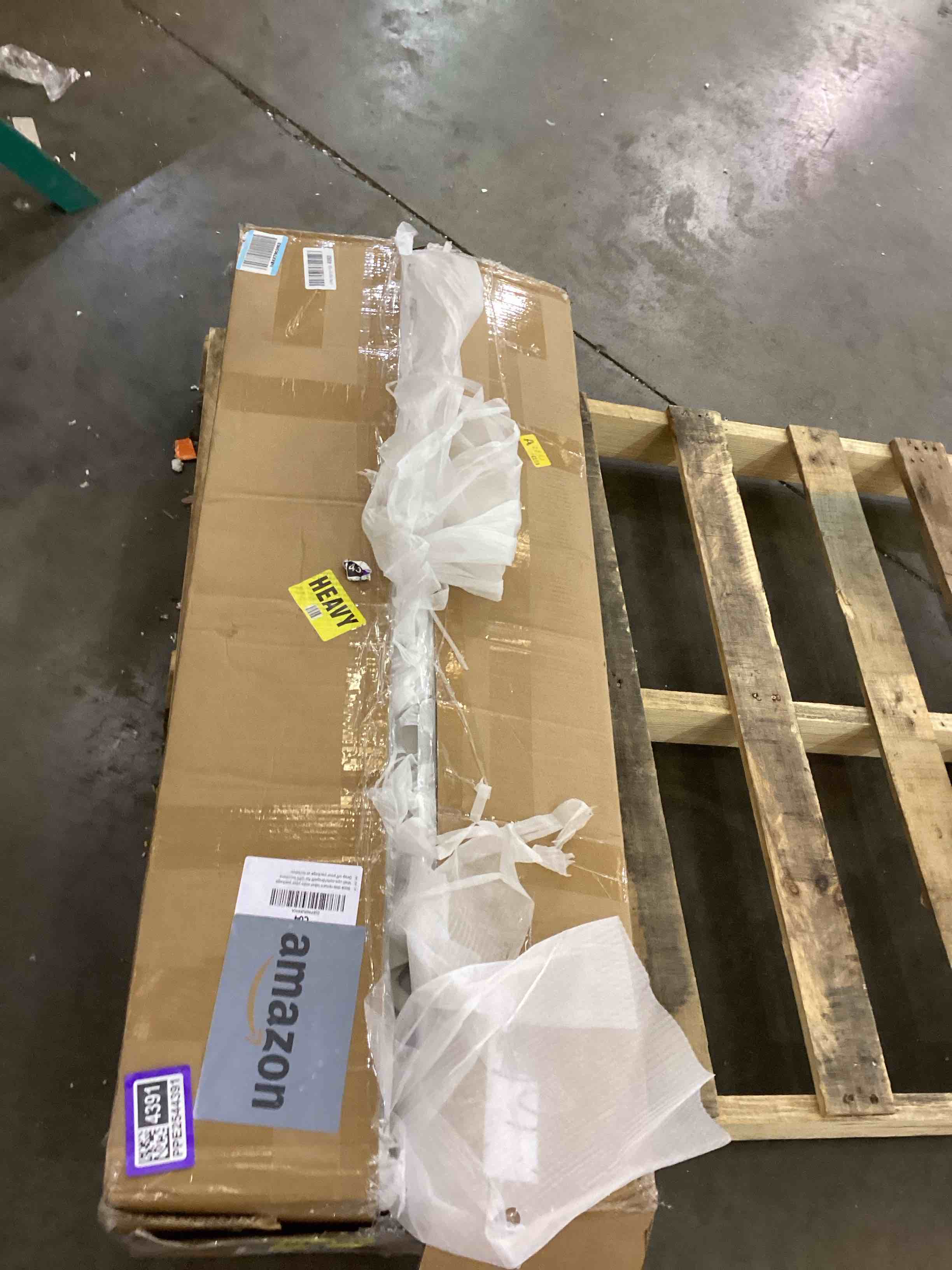 https://s3.amazonaws.com/lotting-images-prod/bidfta/PPE2544391_1752506056715.jpeg