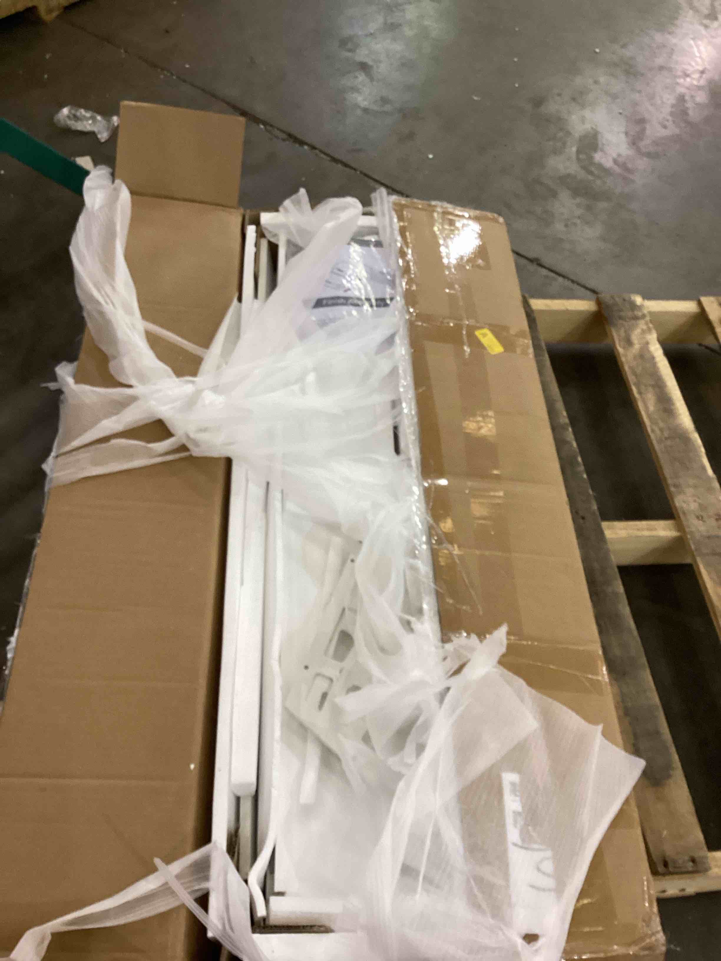 https://s3.amazonaws.com/lotting-images-prod/bidfta/PPE2544391_1752506065035.jpeg