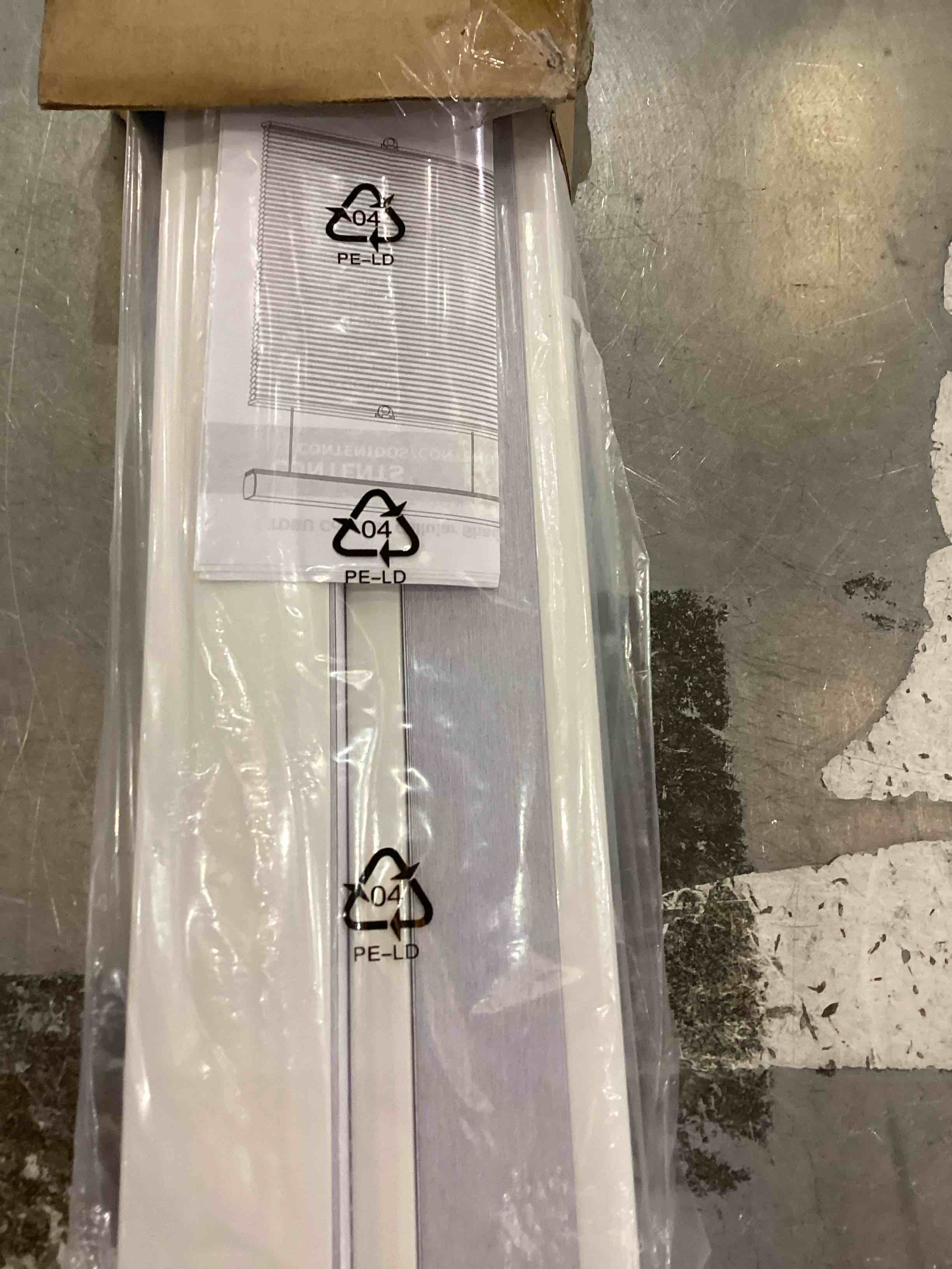https://s3.amazonaws.com/lotting-images-prod/bidfta/PPE2544411_1752505985638.jpeg