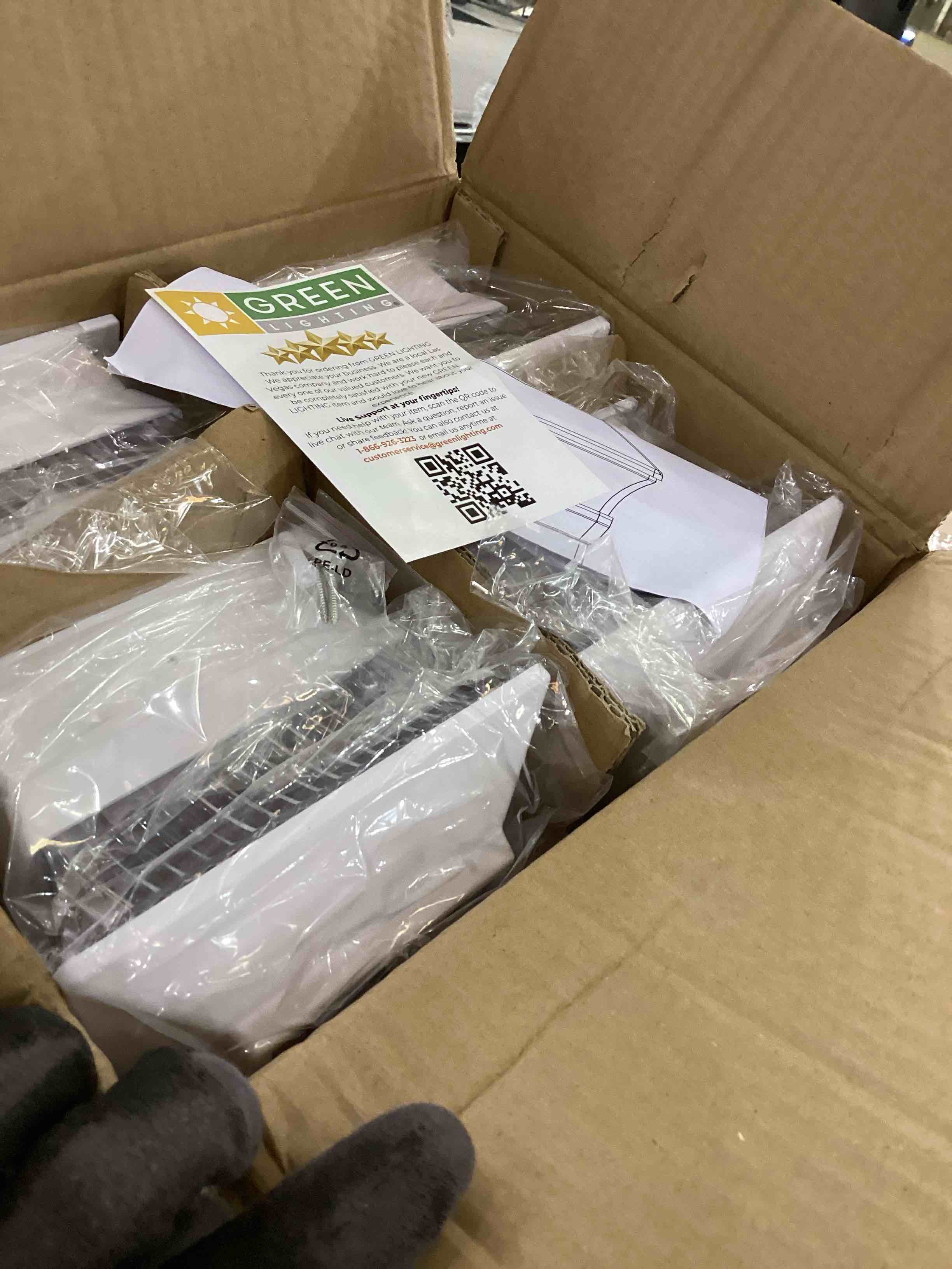 https://s3.amazonaws.com/lotting-images-prod/bidfta/PPE2544558_1752511165526.jpeg