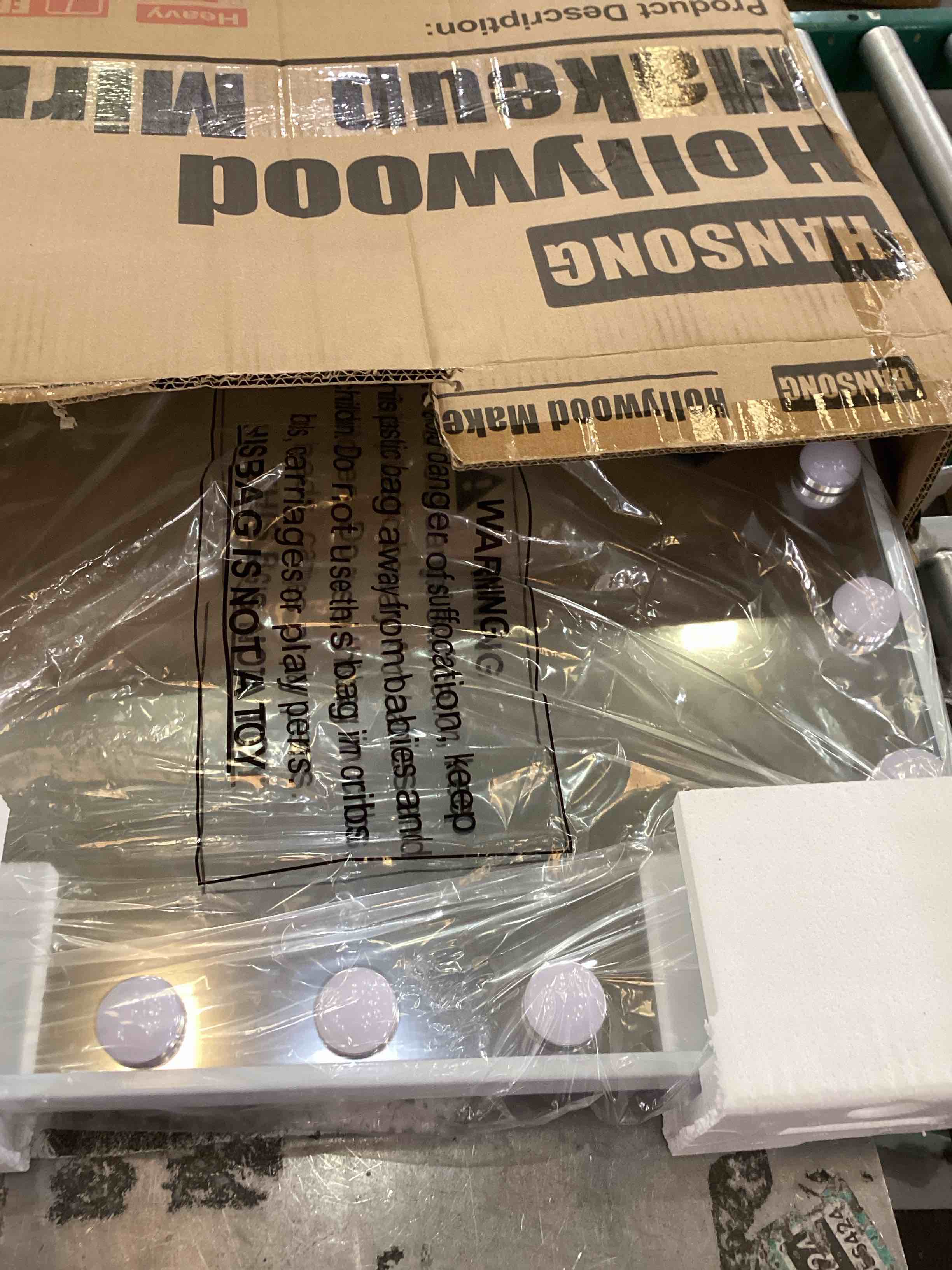 https://s3.amazonaws.com/lotting-images-prod/bidfta/PPE2544594_1752517658947.jpeg