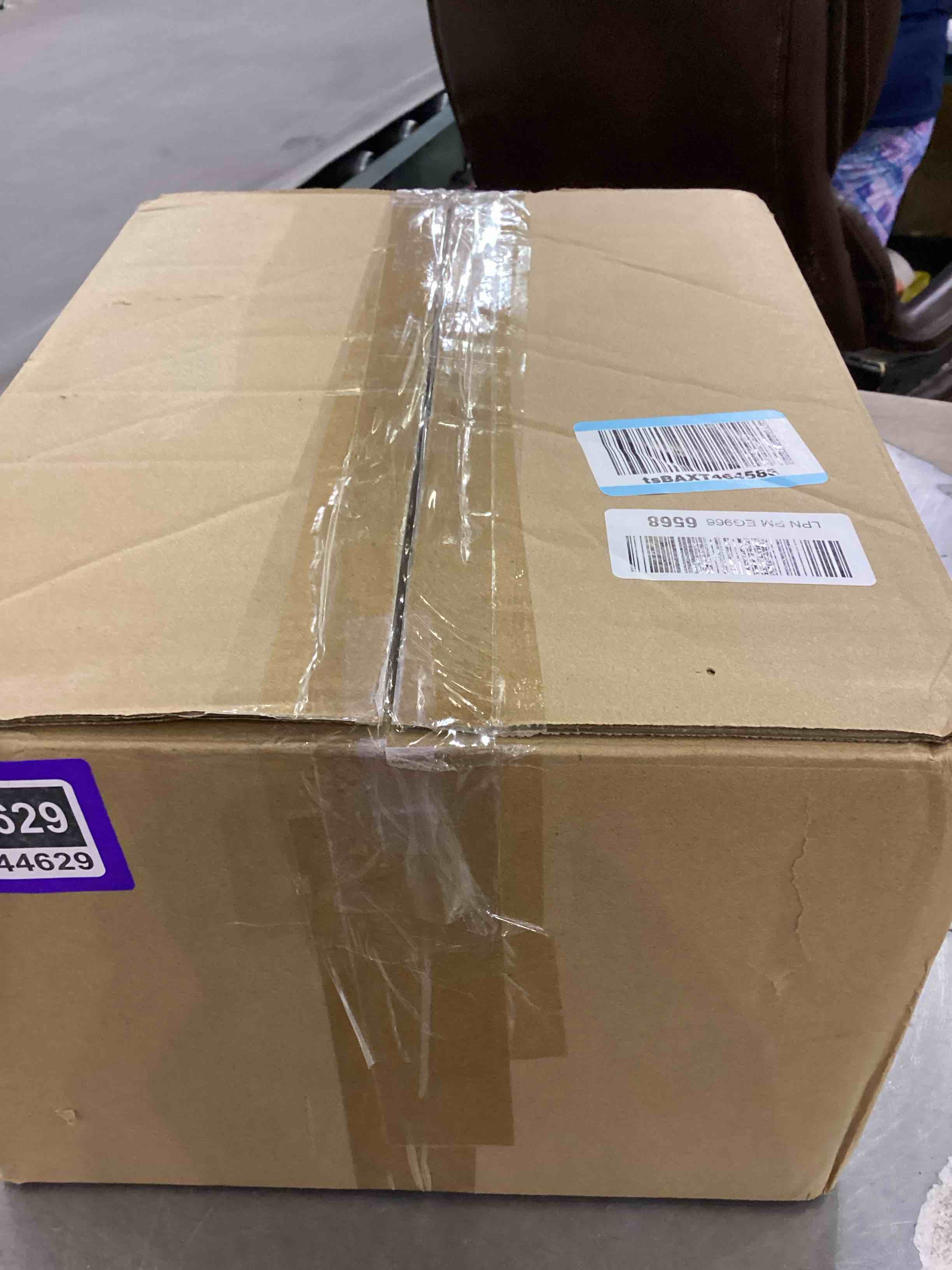 https://s3.amazonaws.com/lotting-images-prod/bidfta/PPE2544629_1752514984143.jpeg