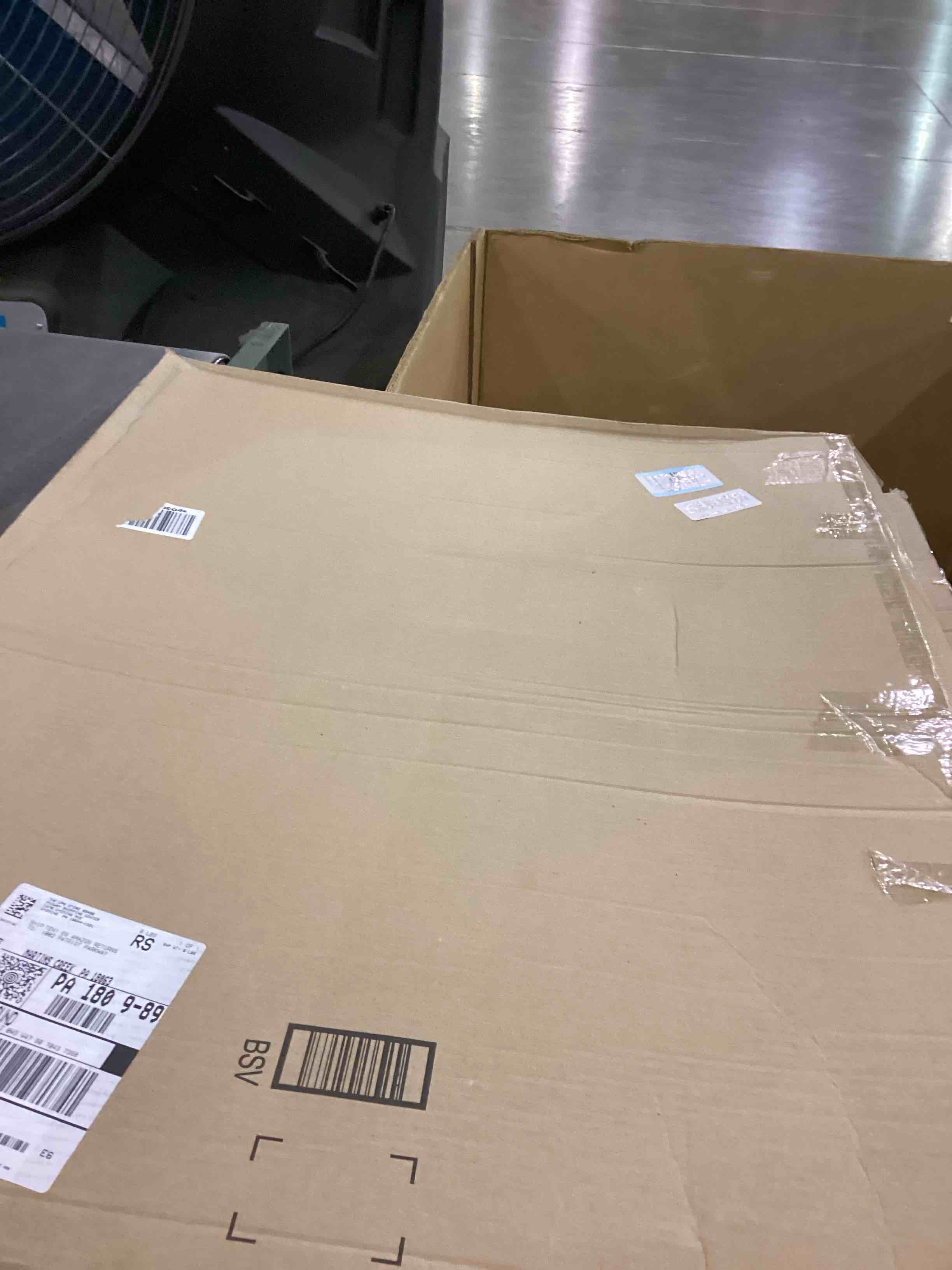 https://s3.amazonaws.com/lotting-images-prod/bidfta/PPE2544726_1752579244224.jpeg