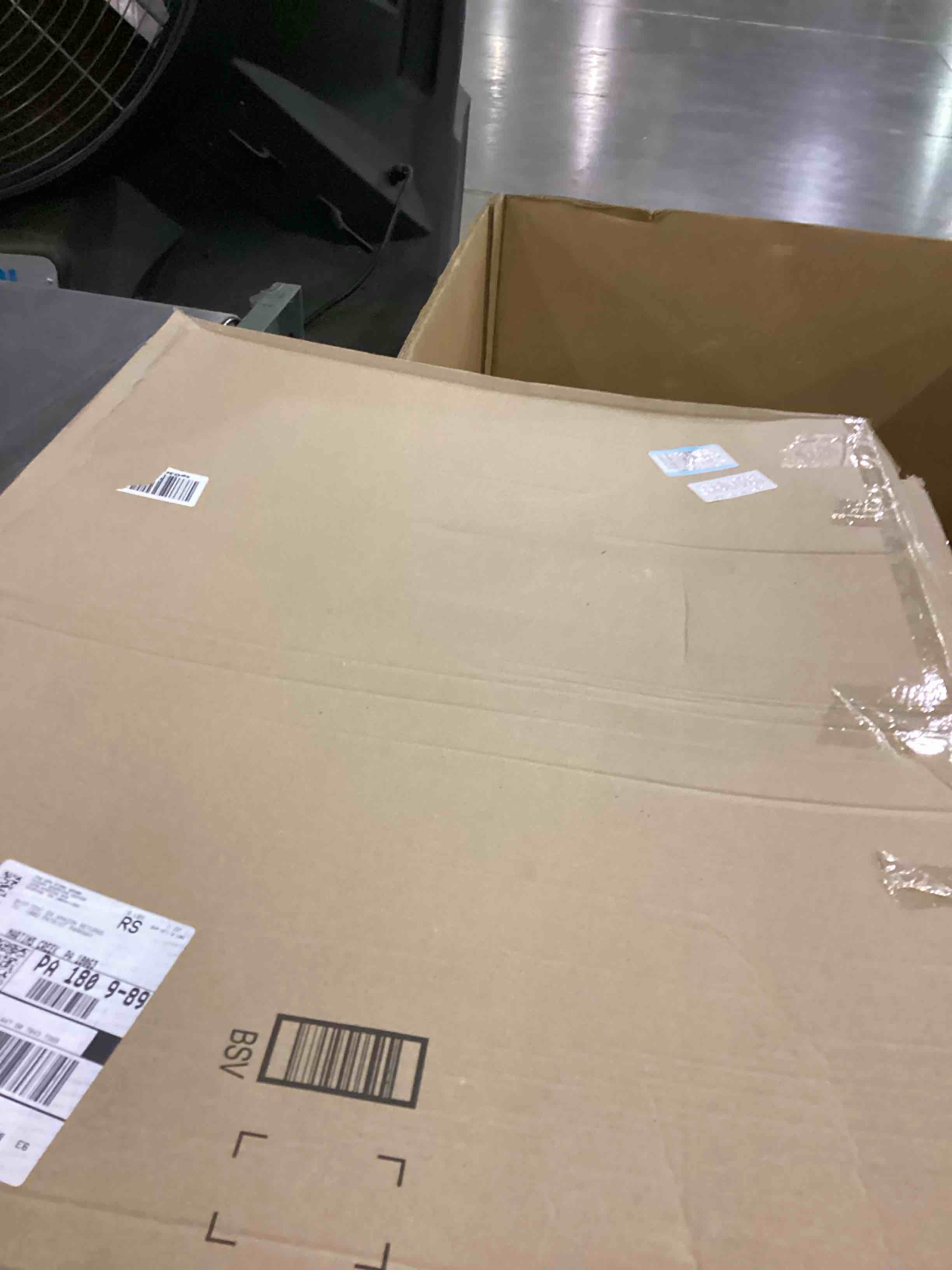 https://s3.amazonaws.com/lotting-images-prod/bidfta/PPE2544726_1752579246054.jpeg