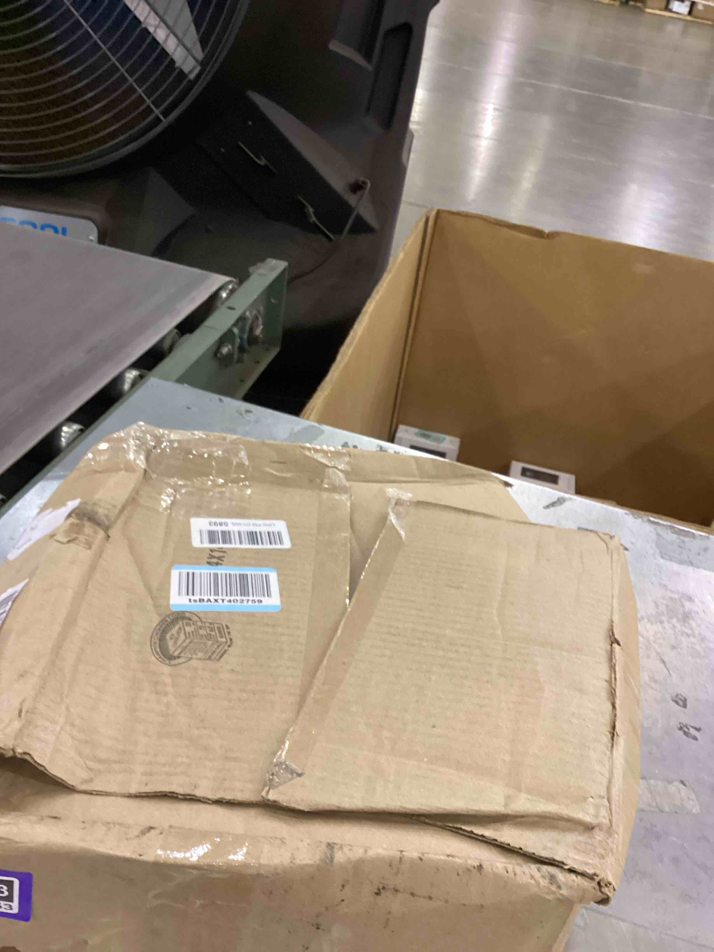 https://s3.amazonaws.com/lotting-images-prod/bidfta/PPE2544753_1752518546511.jpeg