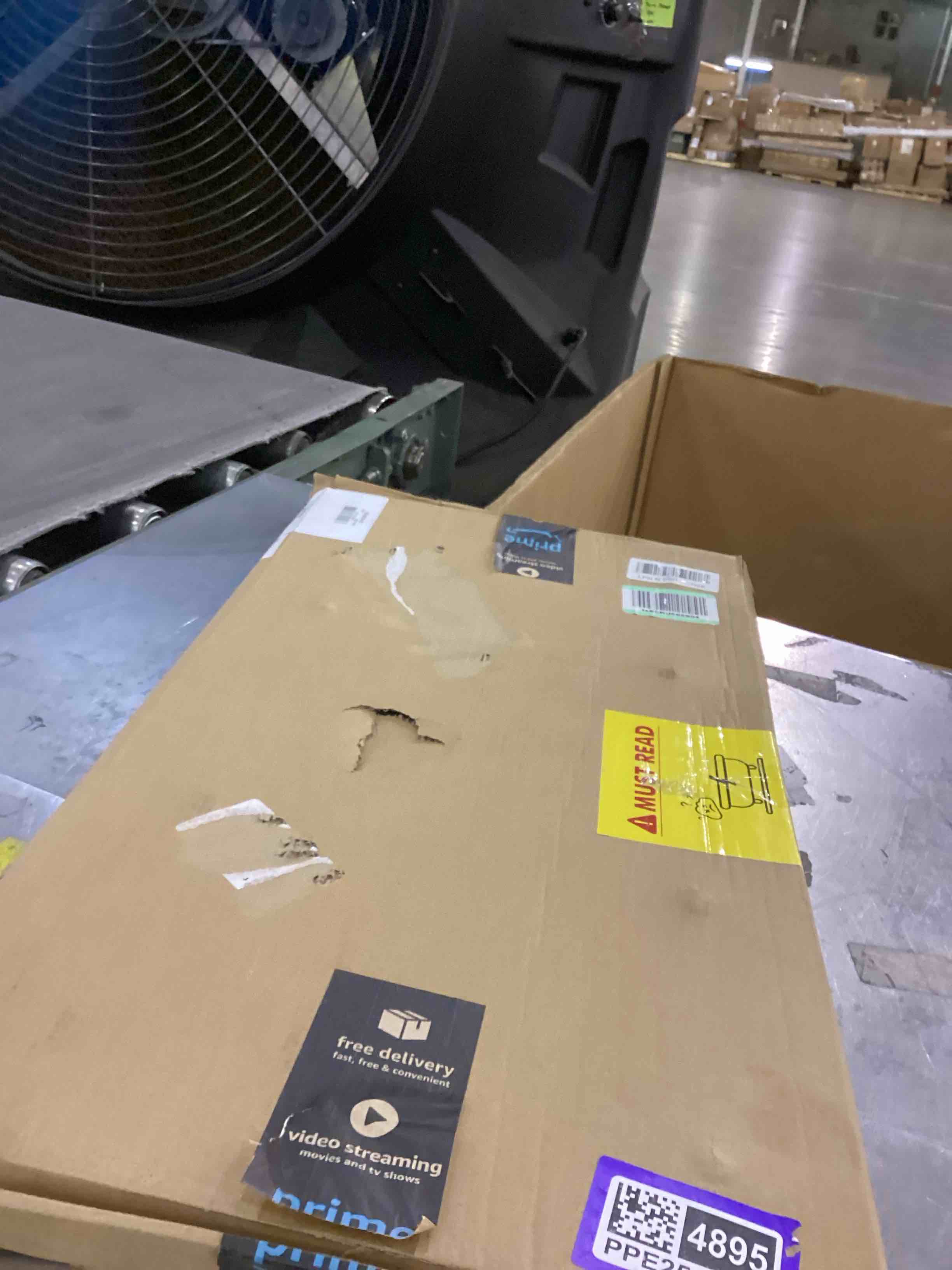 https://s3.amazonaws.com/lotting-images-prod/bidfta/PPE2544895_1752580034204.jpeg